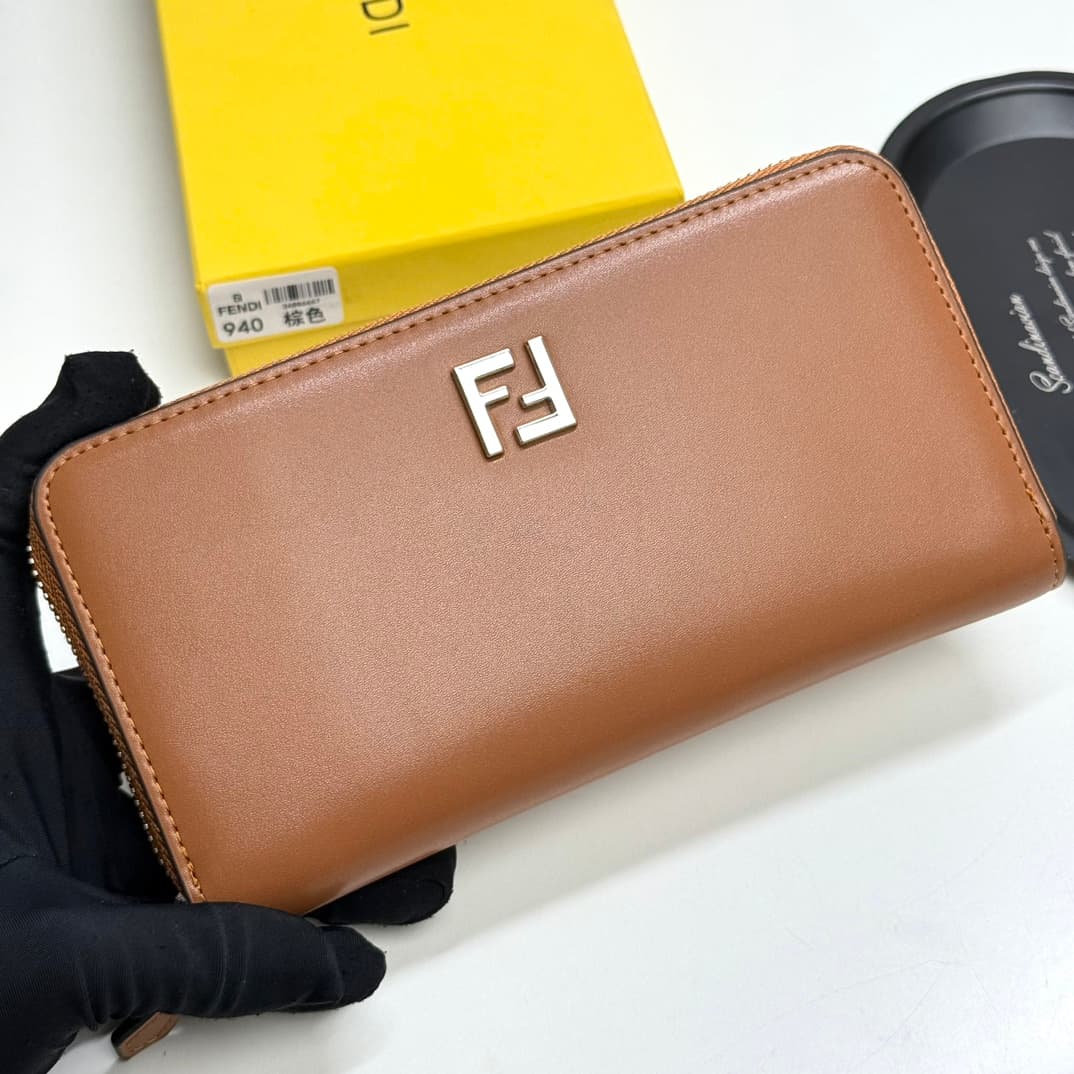 Fendi Black Product