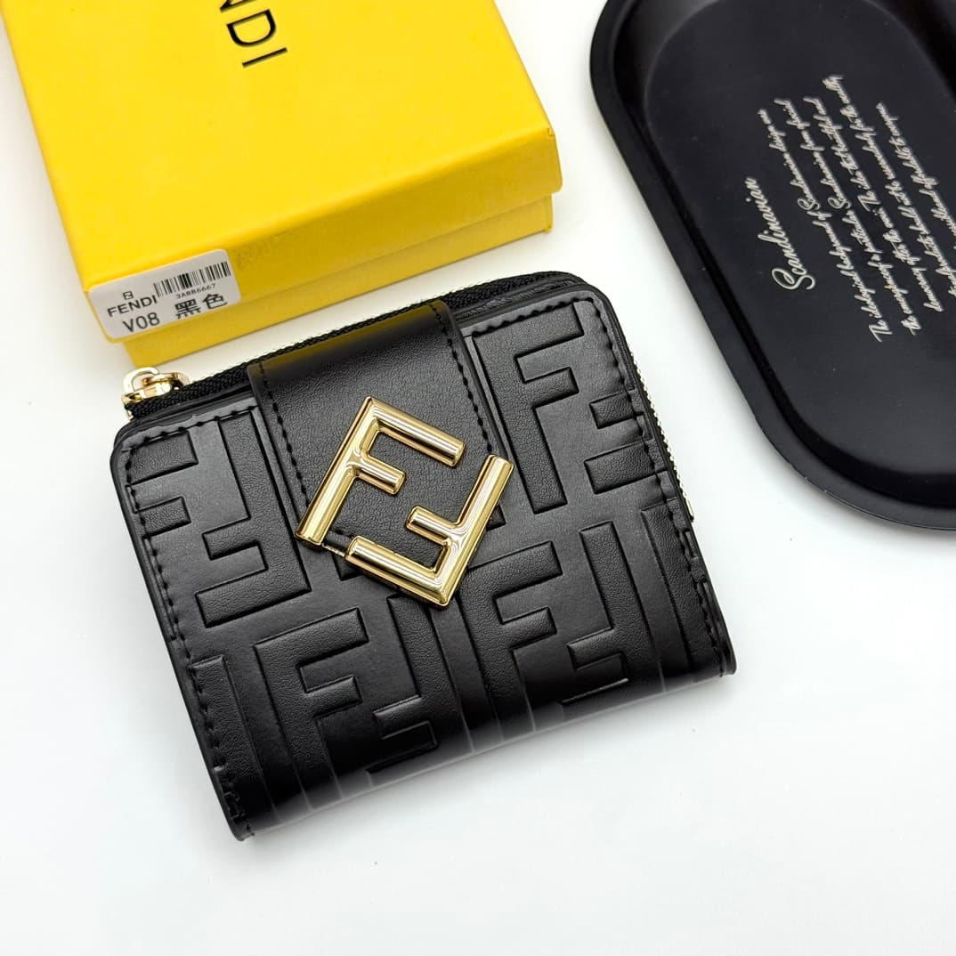Fendi Black Wallet V08