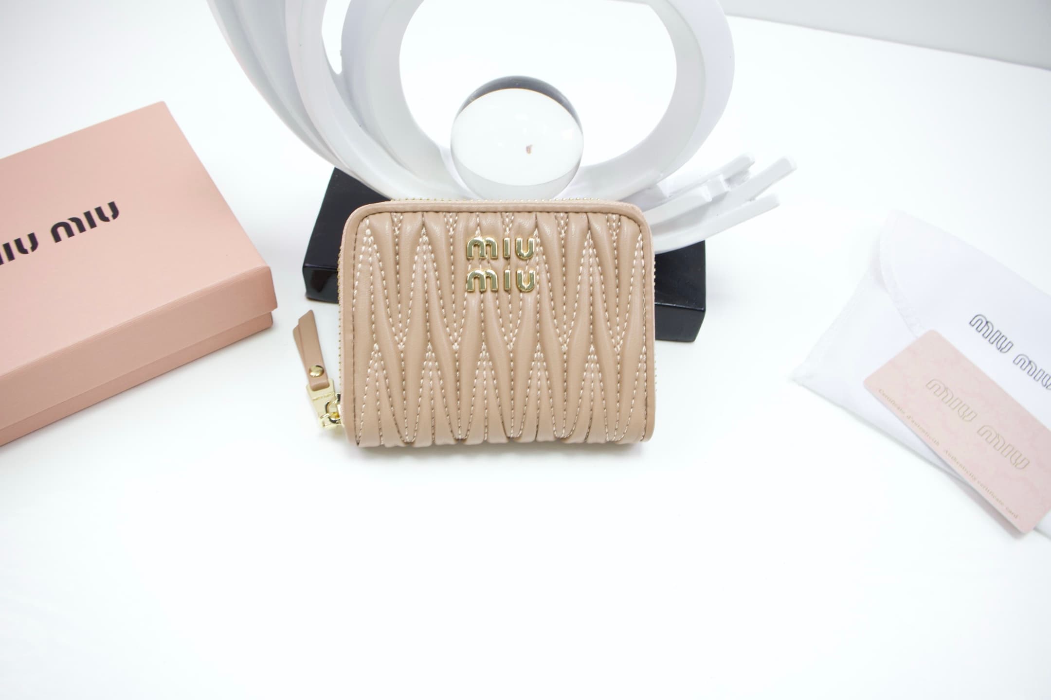 miumiu钱包 Wallet