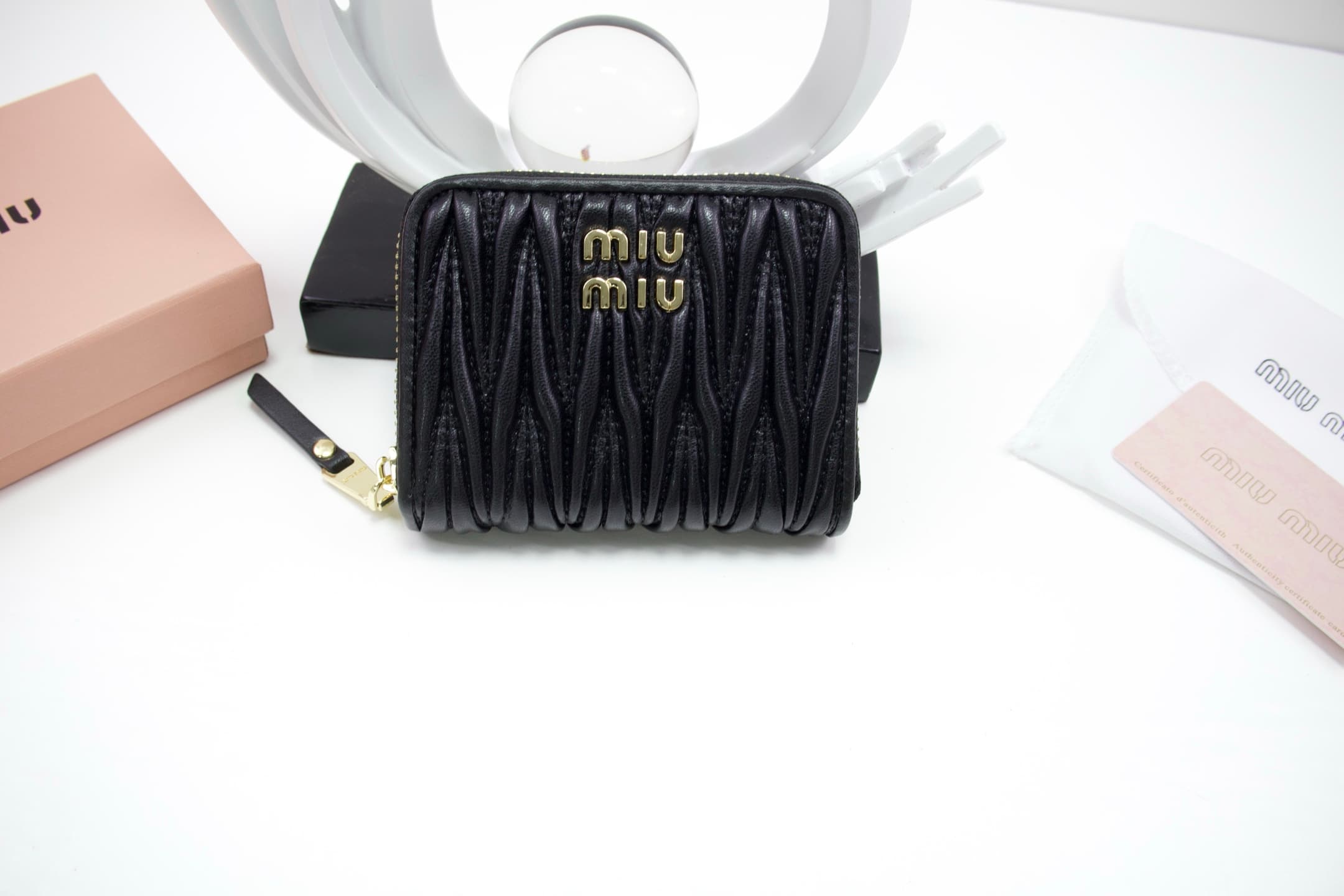 miumiu钱包 Wallet