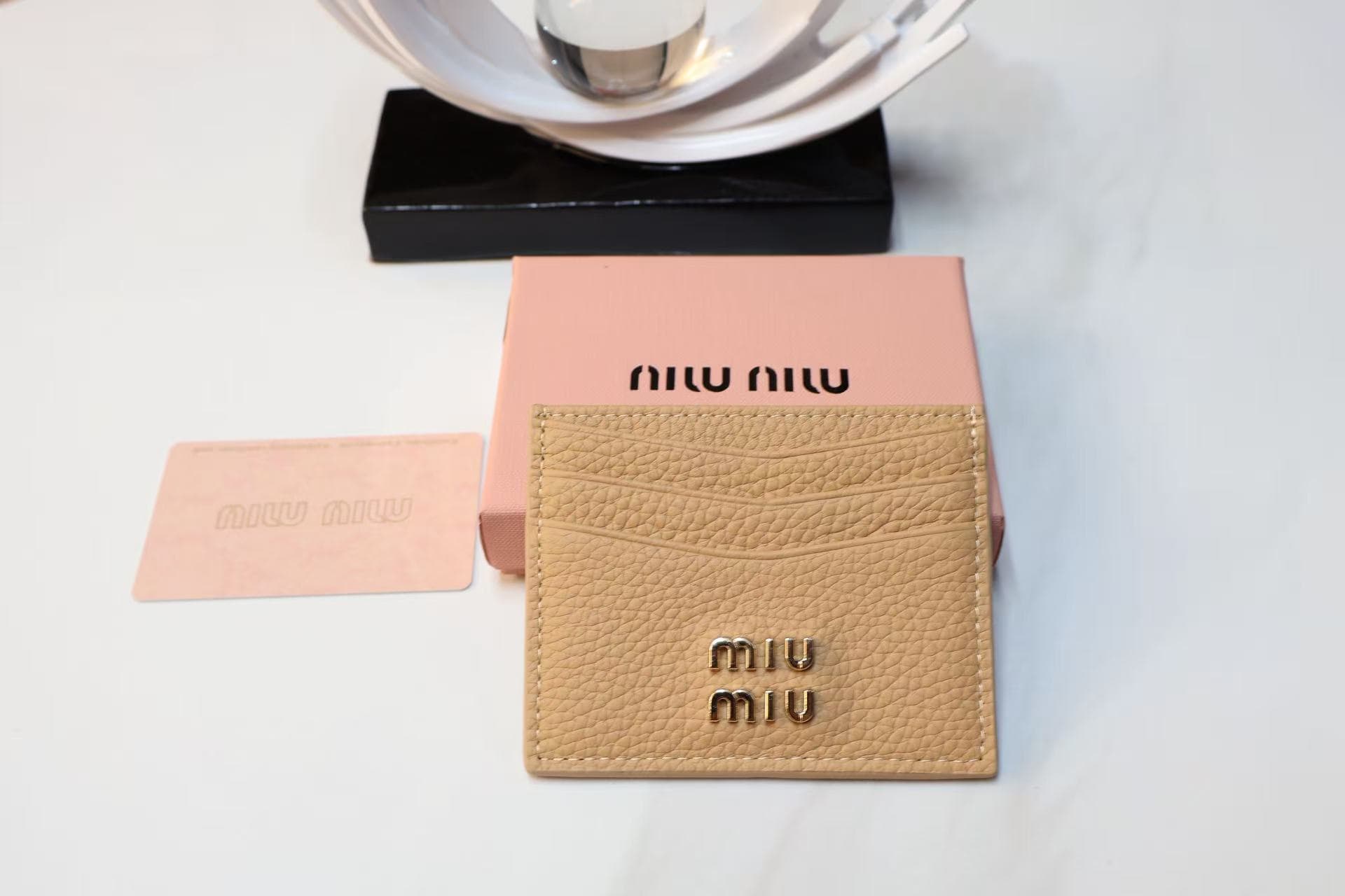 miumiu钱包 Wallet
