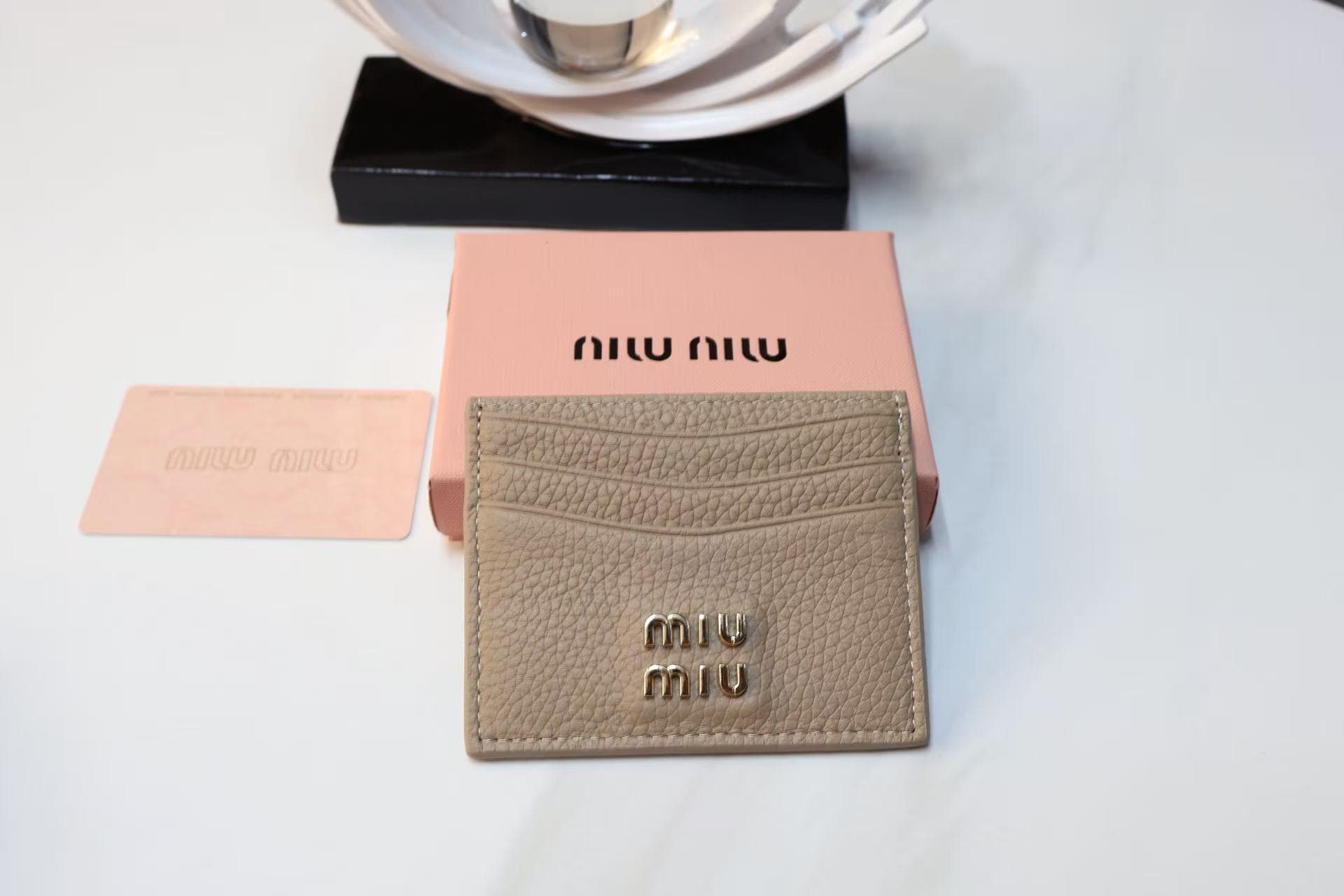 miumiu钱包 Wallet