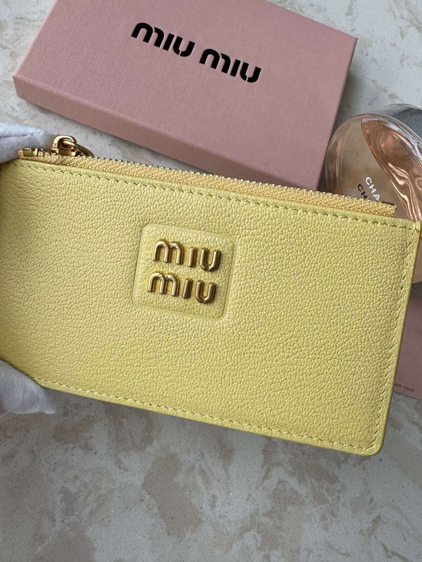 miumiu钱包 Black Product miu2519