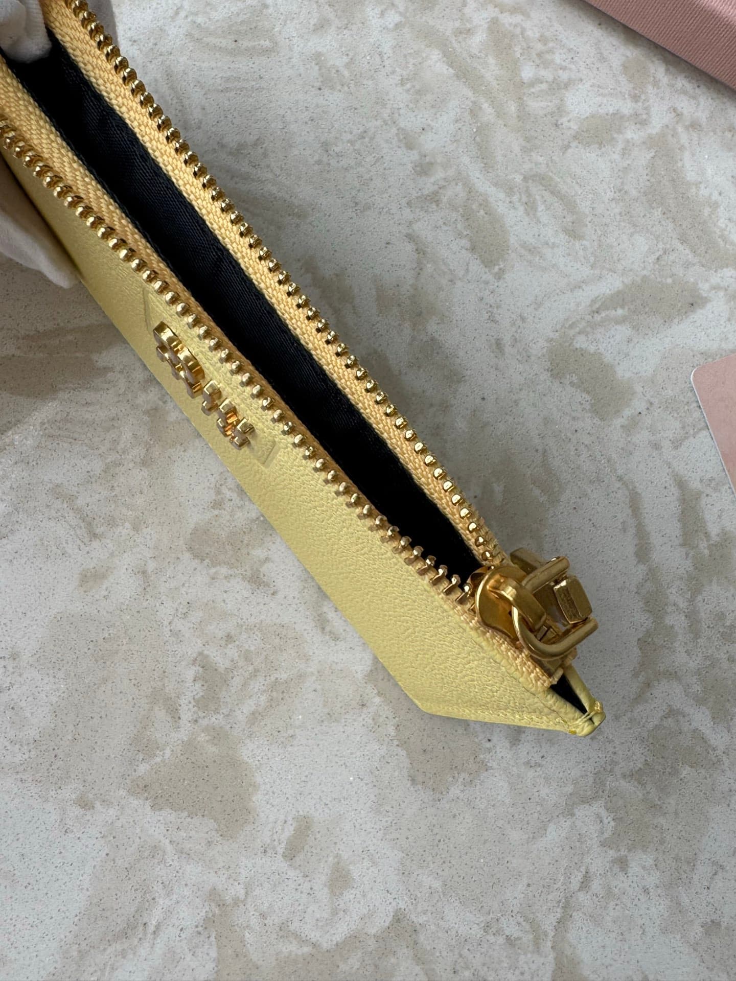 miumiu钱包 Black Product miu2519