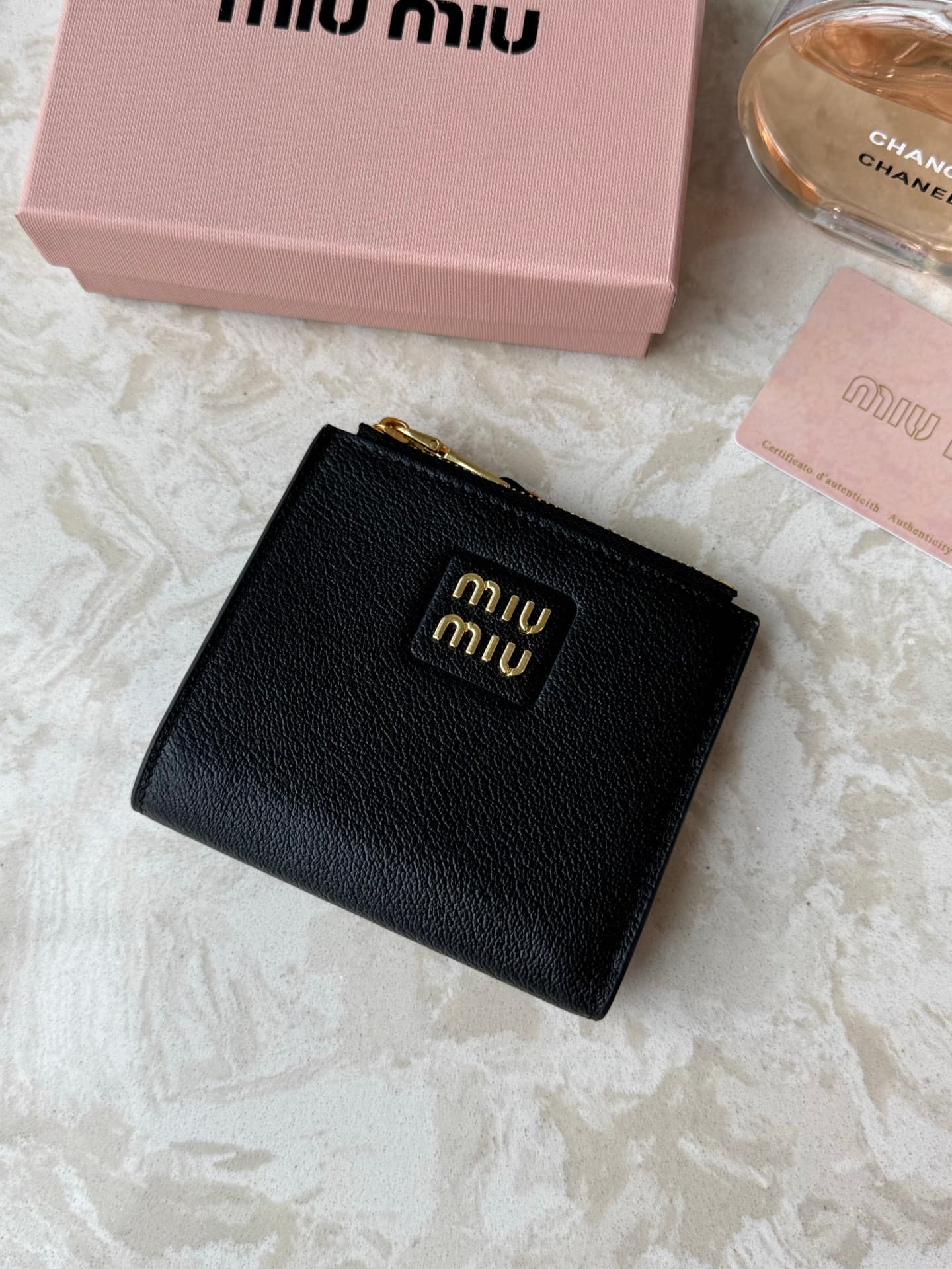 miumiu钱包 Black Product miu2520