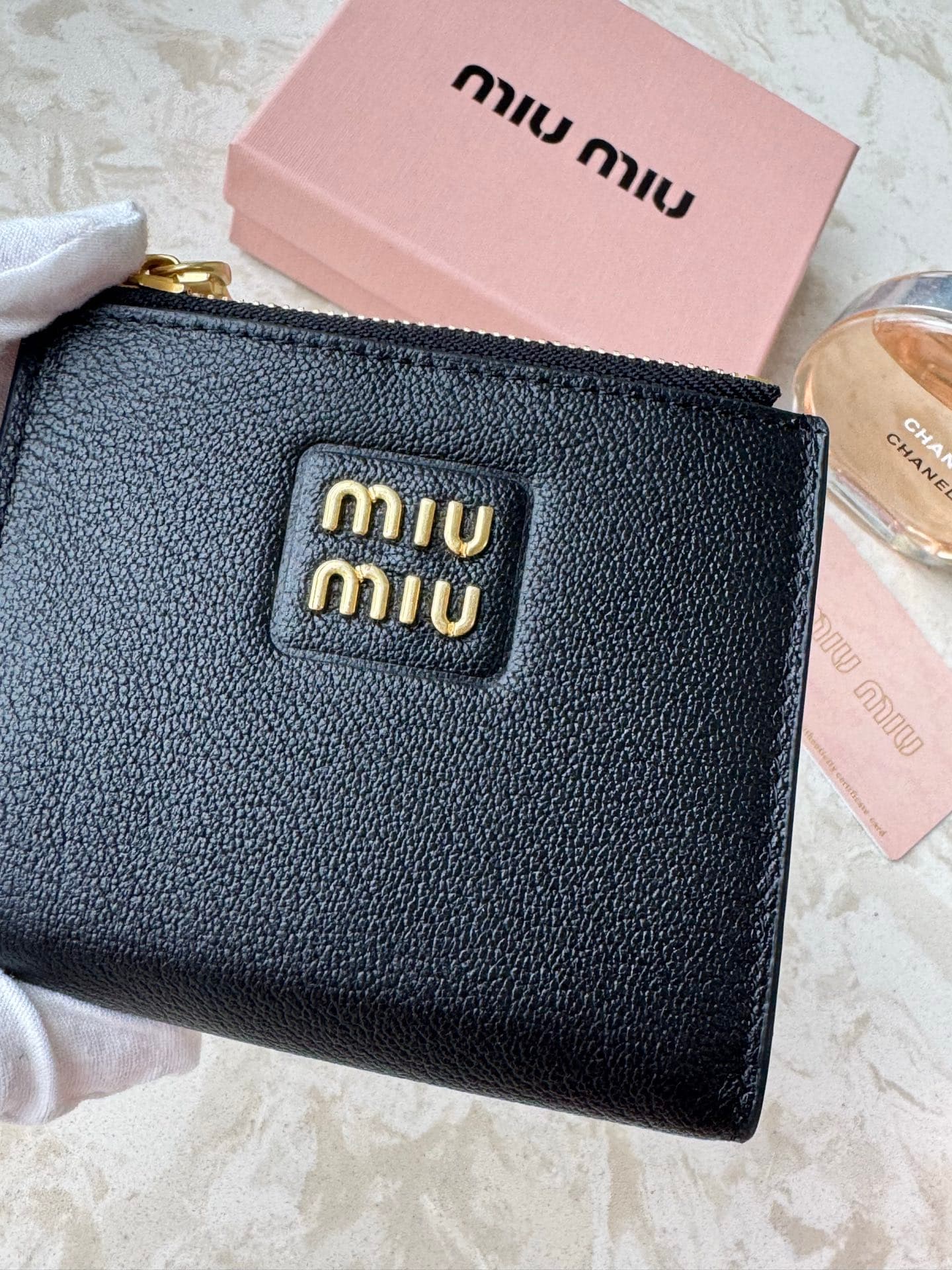 miumiu钱包 Black Product miu2520