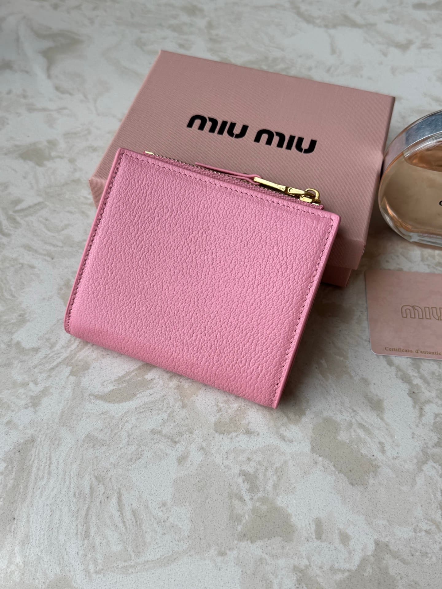 miumiu钱包 Black Product miu2520