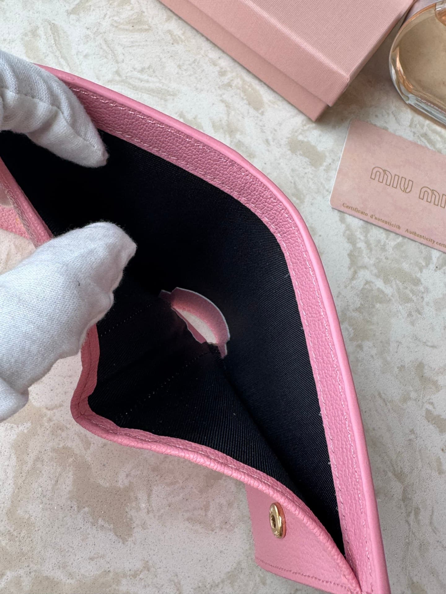 miumiu钱包 Black Product miu2520
