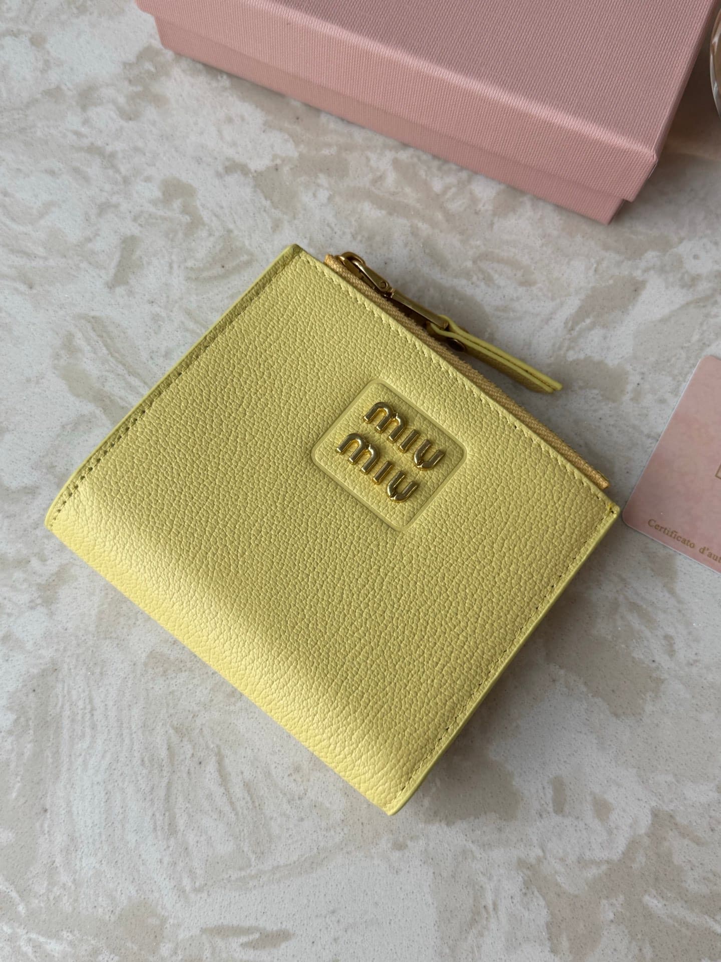 miumiu钱包 Black Product miu2520
