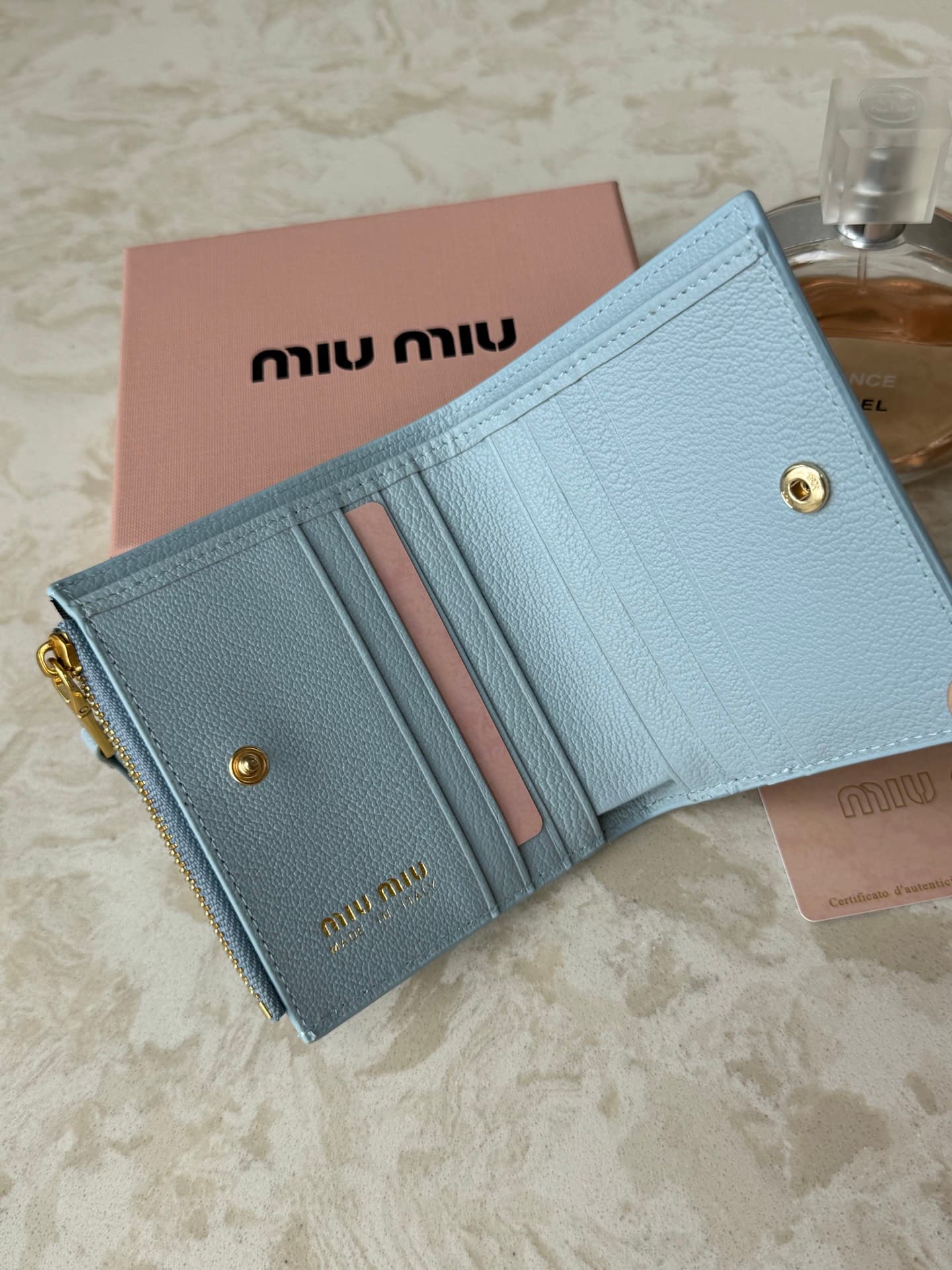 miumiu钱包 Black Product miu2520