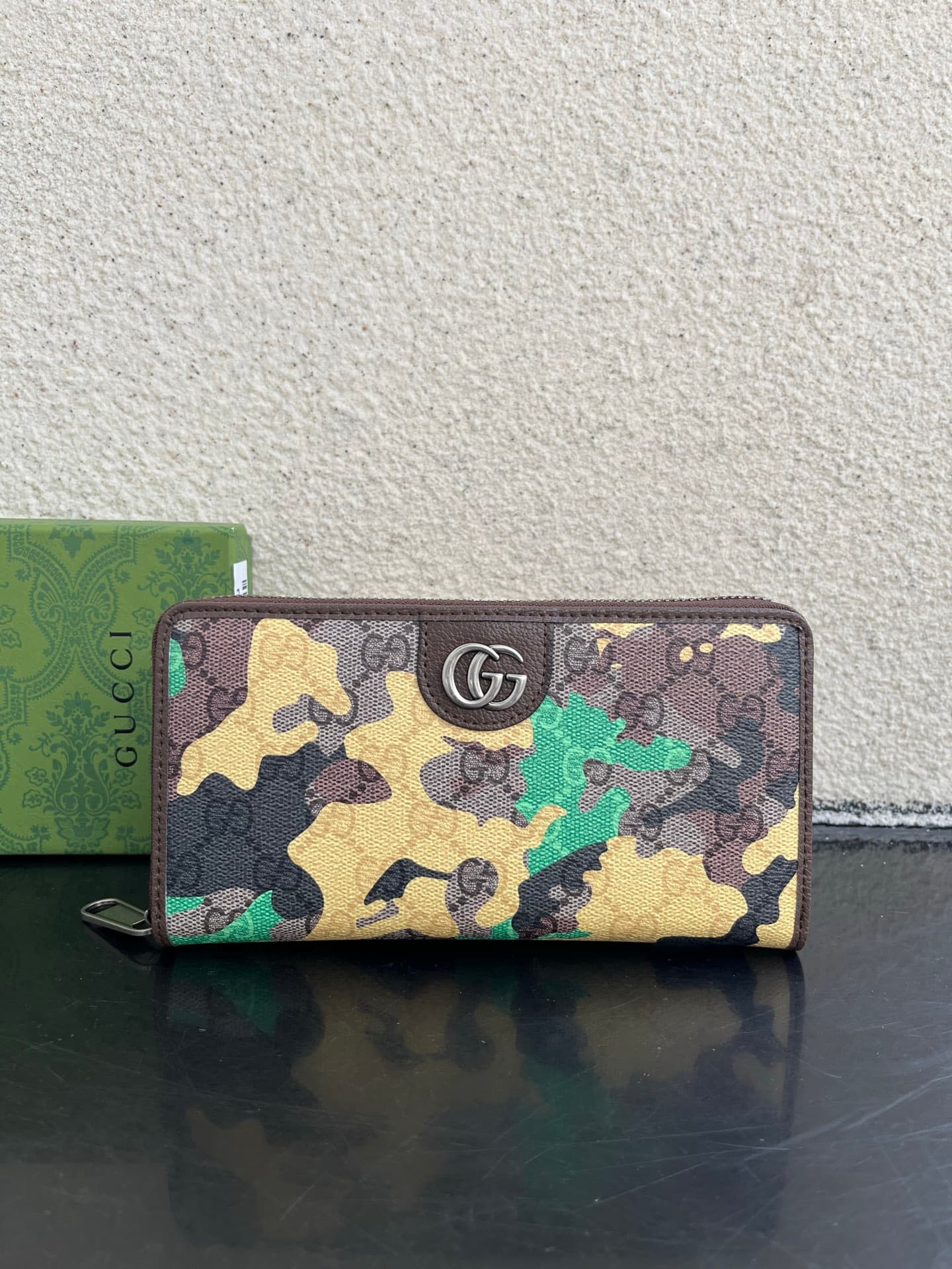 Gucci Blue Wallet 834694