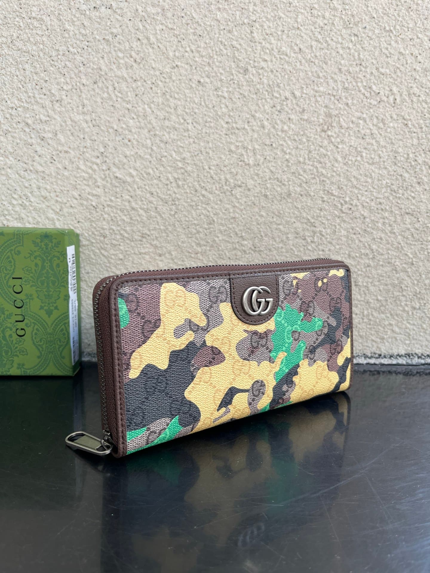 Gucci Blue Wallet 834694
