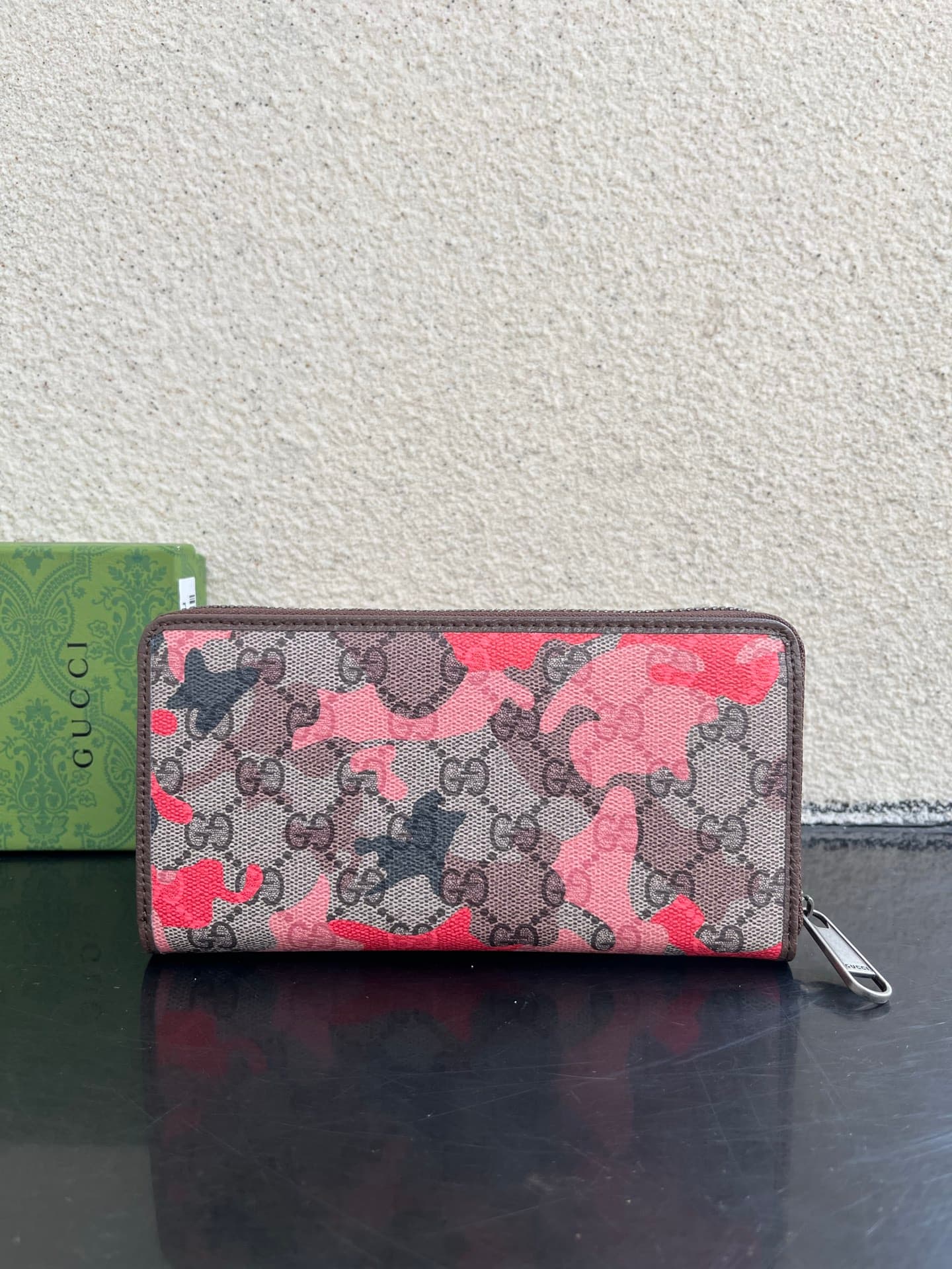 Gucci Blue Wallet 834694