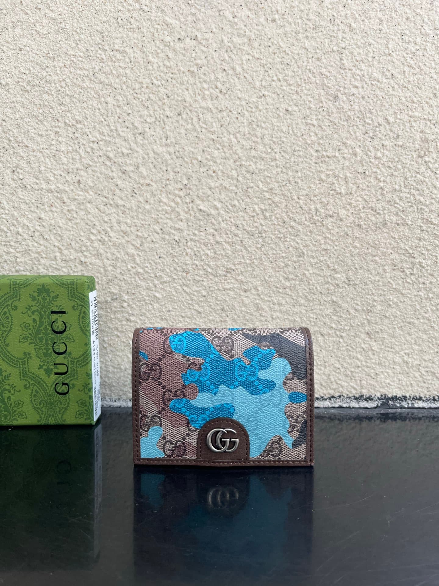 Gucci Blue Wallet 838487