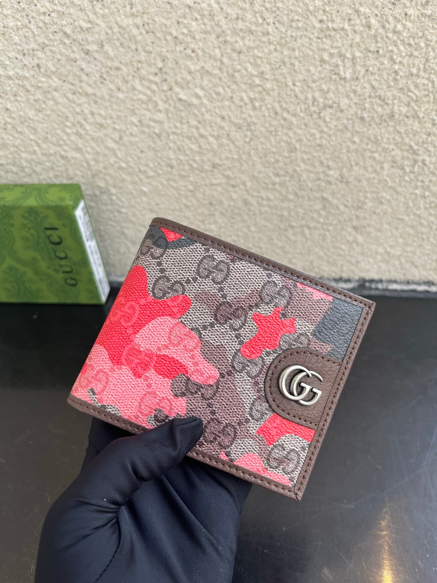 Gucci Blue Wallet 834271