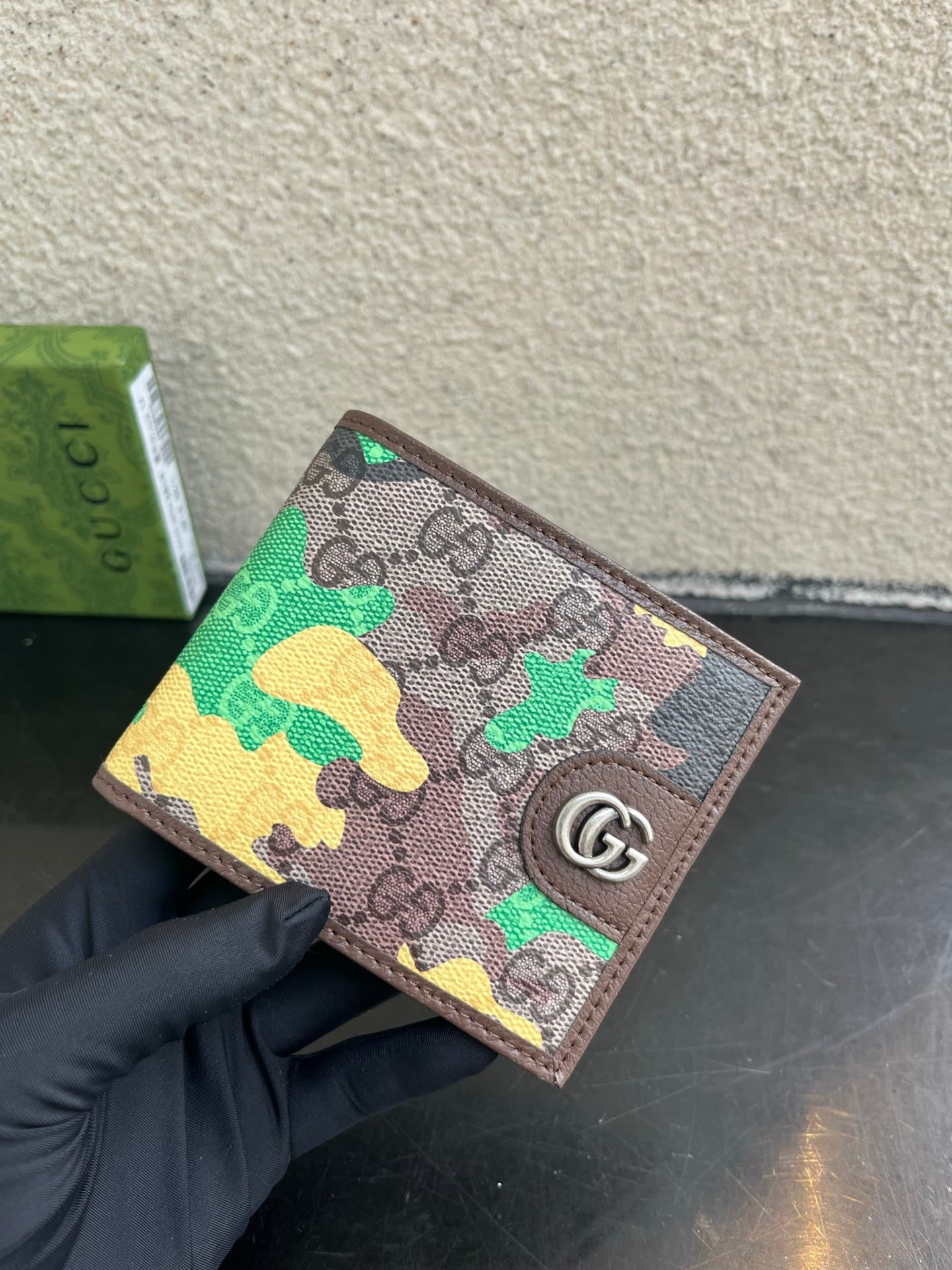 Gucci Blue Wallet 834271