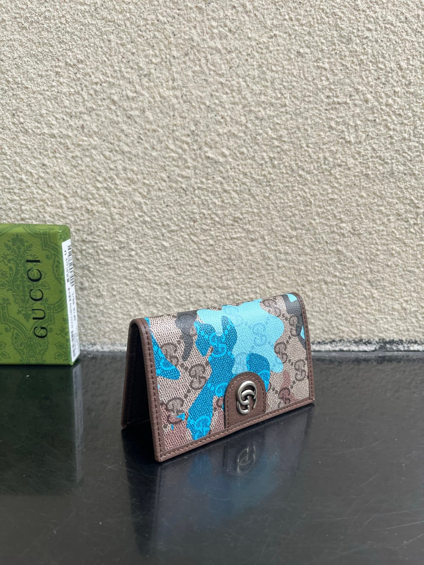 Gucci Blue Wallet 834691