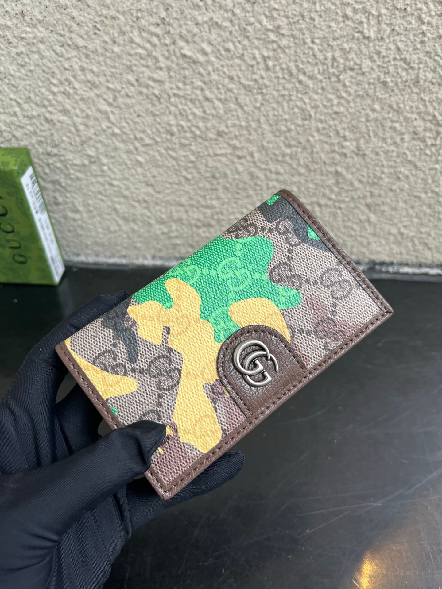 Gucci Blue Wallet 834691