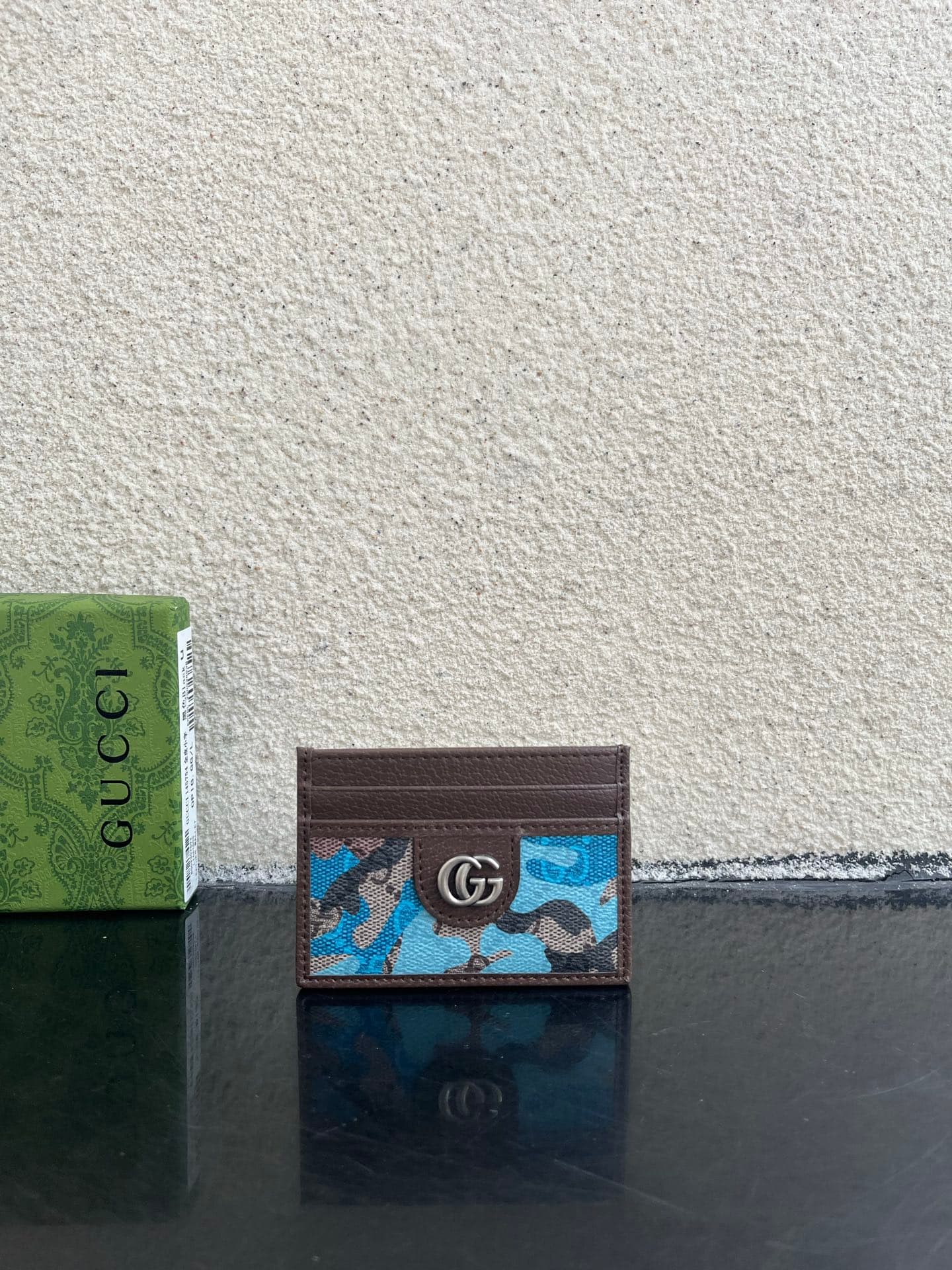 Gucci Blue Wallet 834795