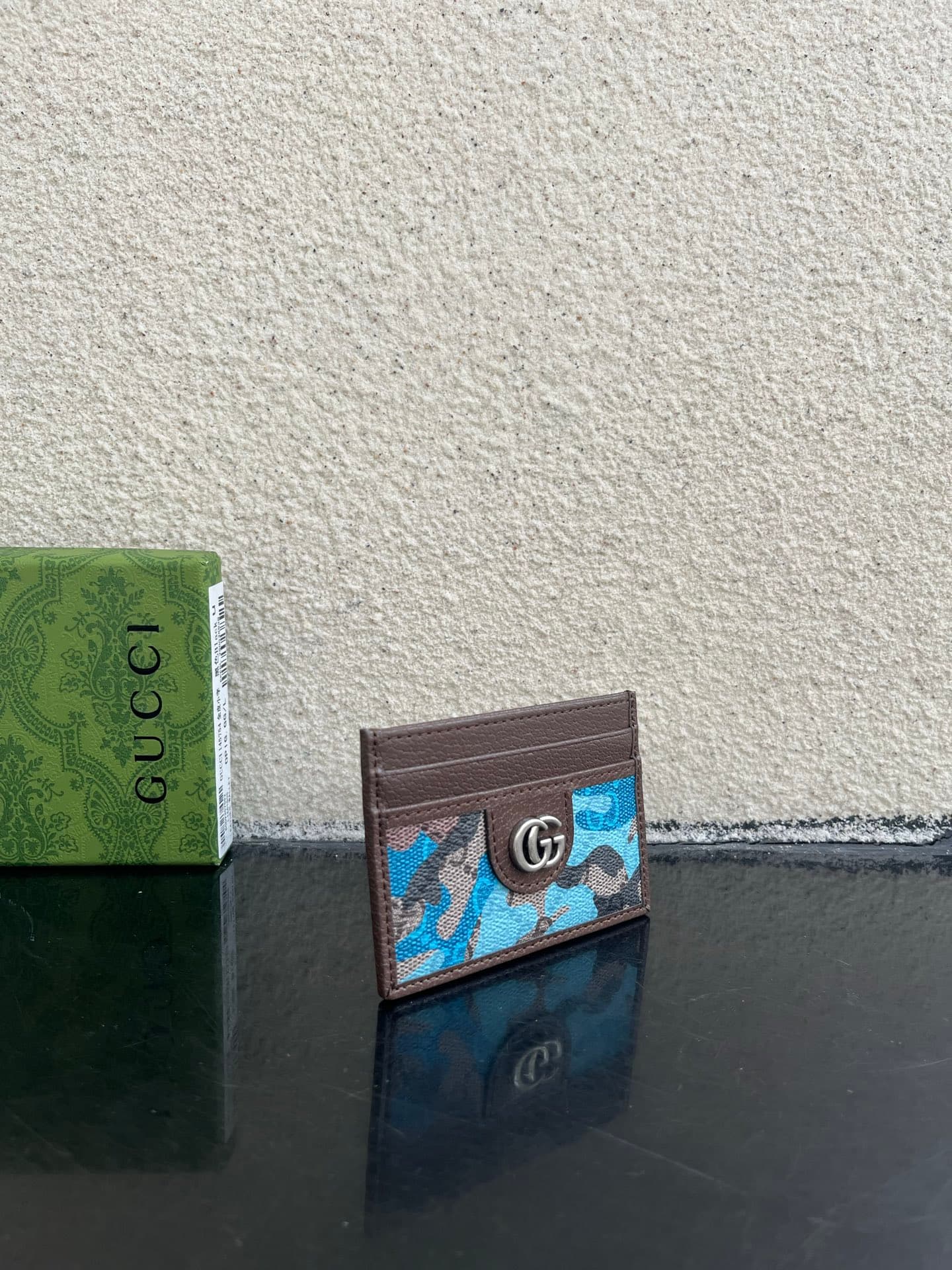 Gucci Blue Wallet 834795