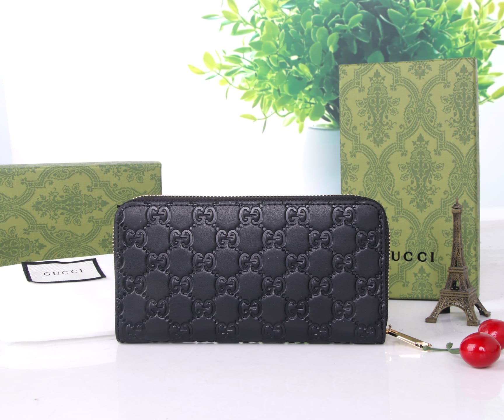 Gucci Black Shoulder Bag S