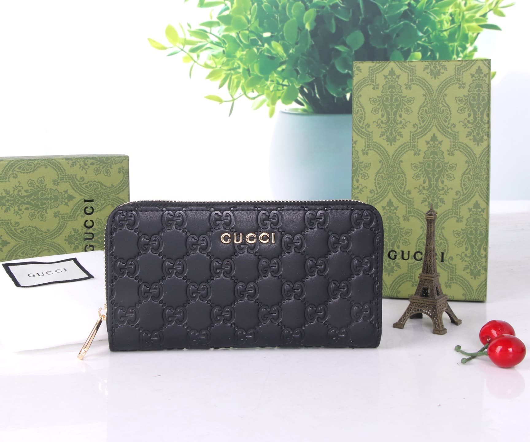 Gucci Black Bag SG206