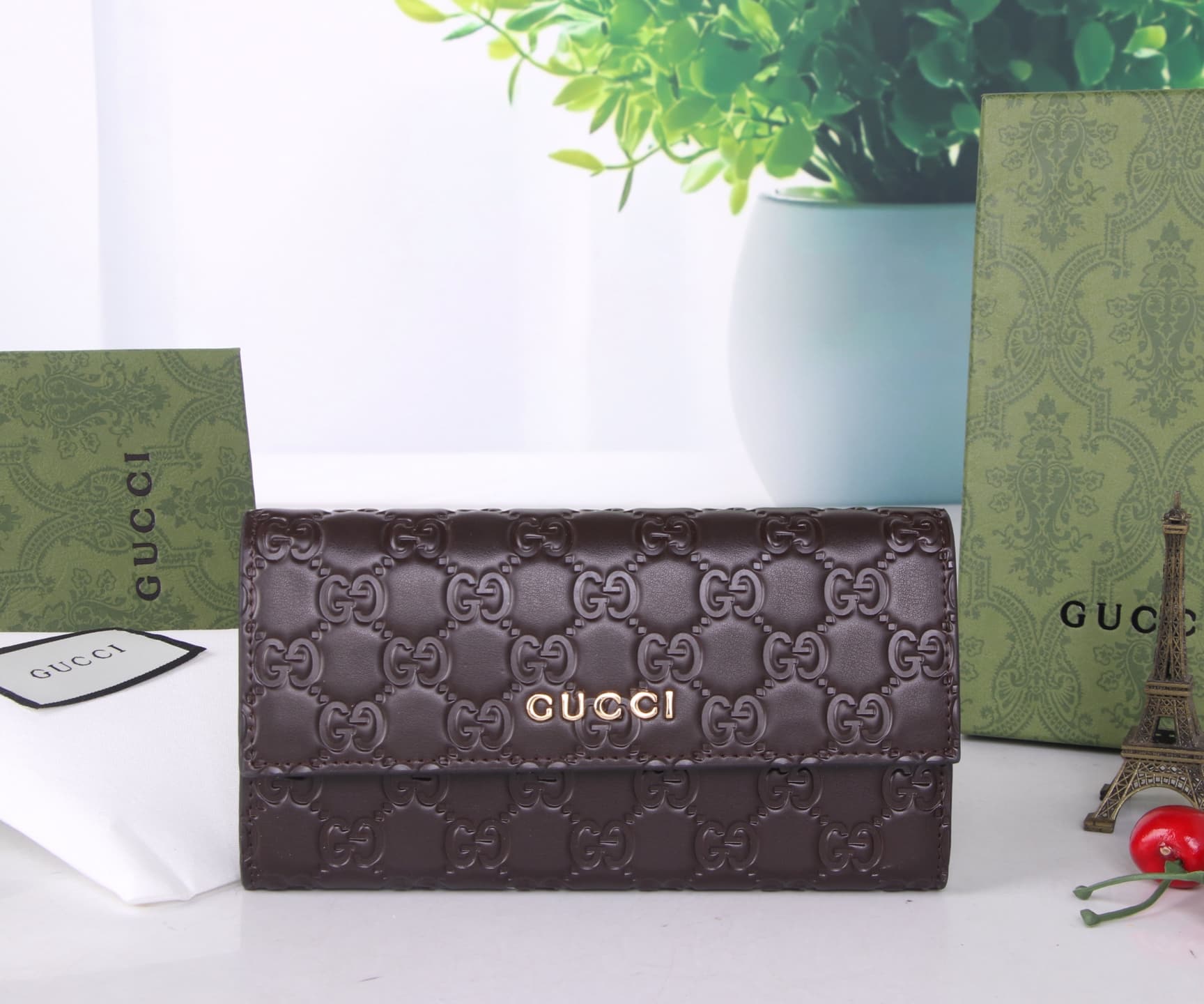Gucci Black Accessory SG205