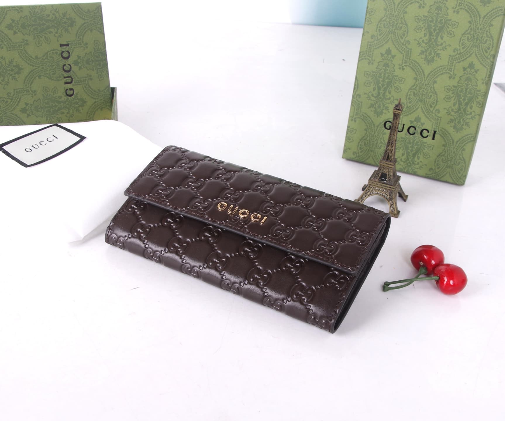 Gucci Black Product SG205