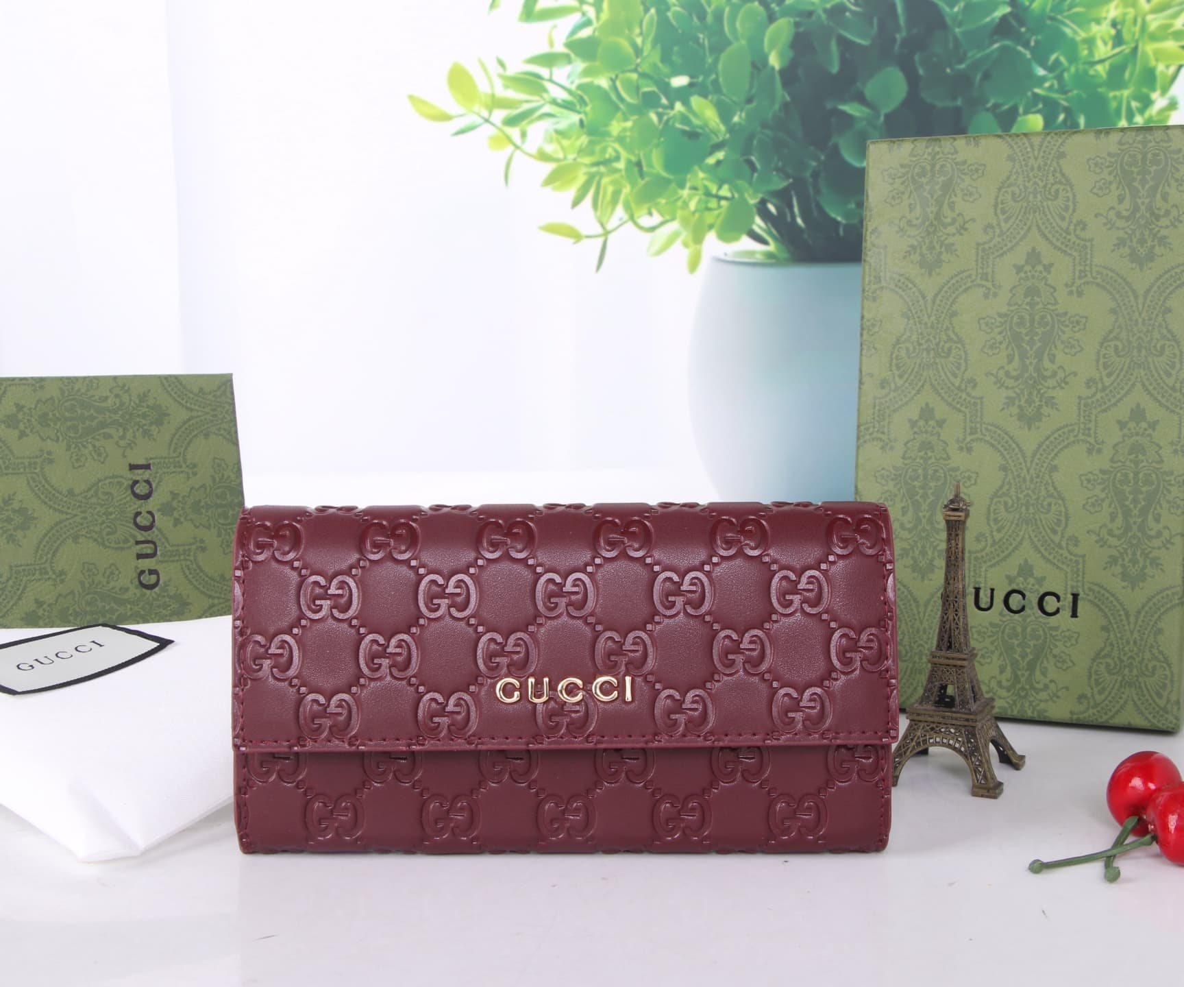 Gucci Black Accessory SG205