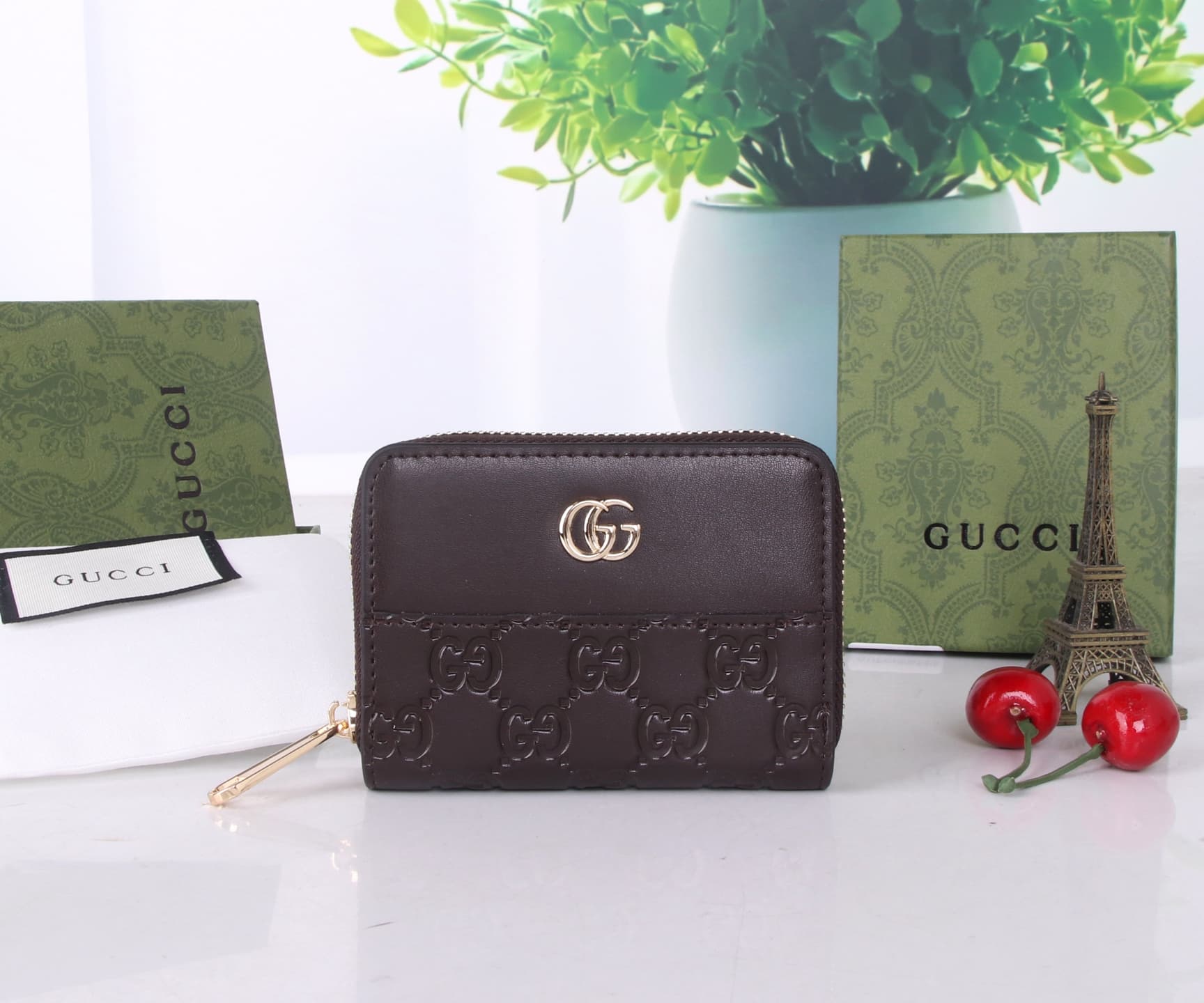 Gucci Black Accessory SG203