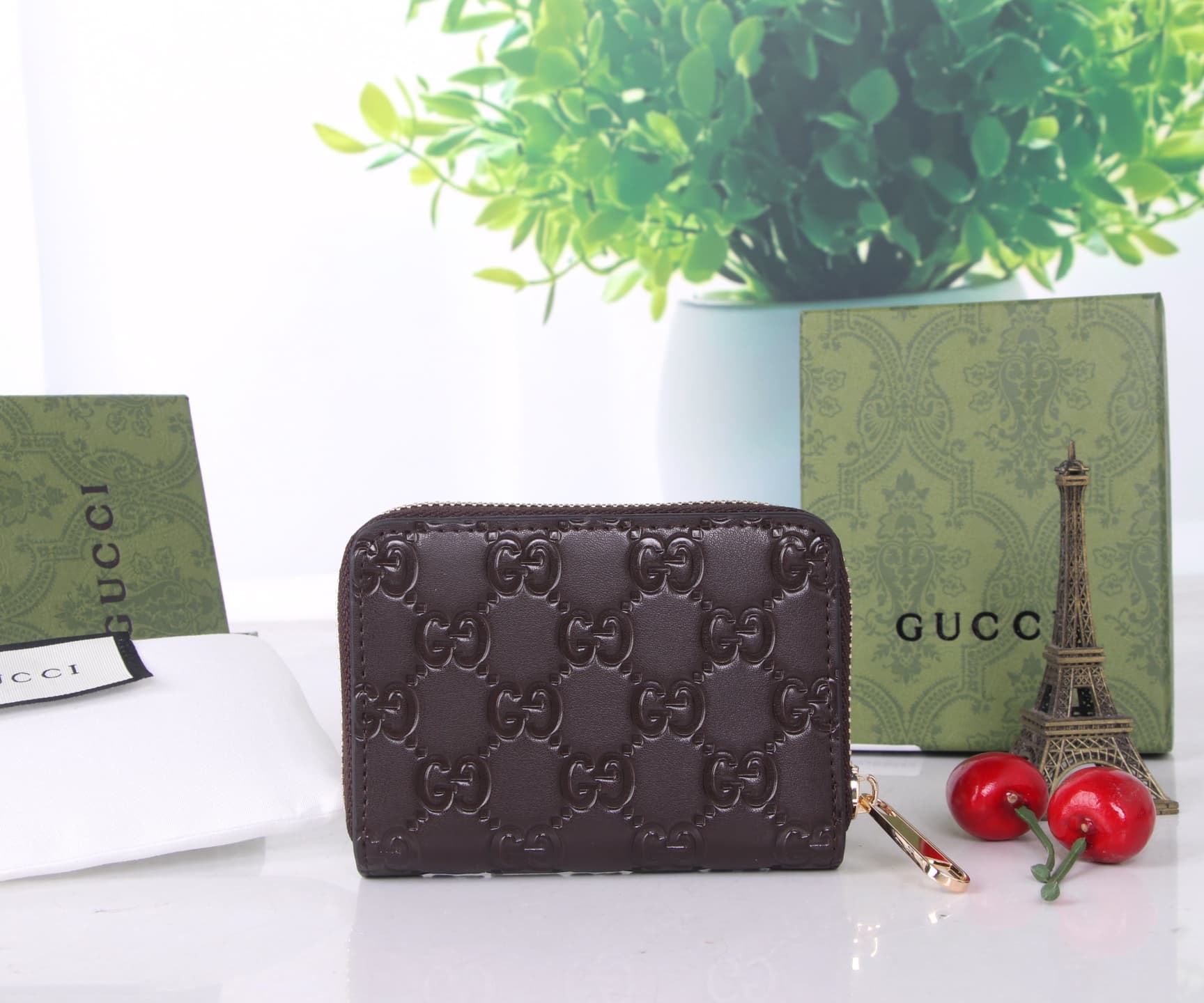 Gucci Black Product SG203