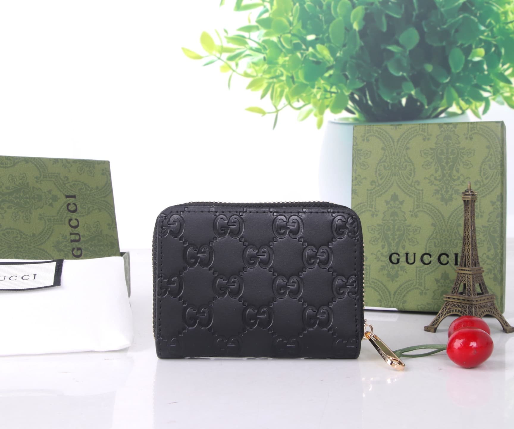 Gucci Black Product SG203