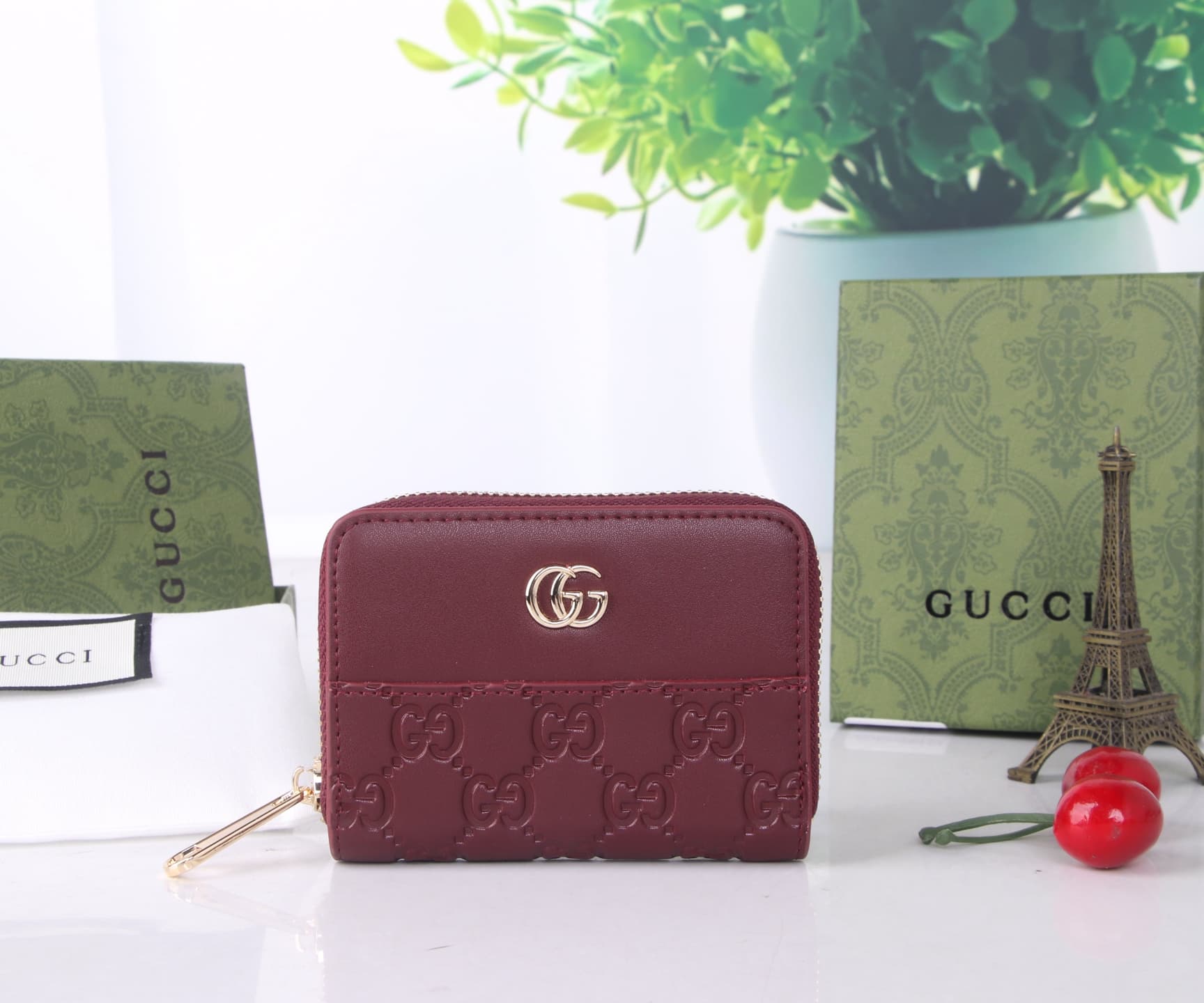 Gucci Black Accessory SG203