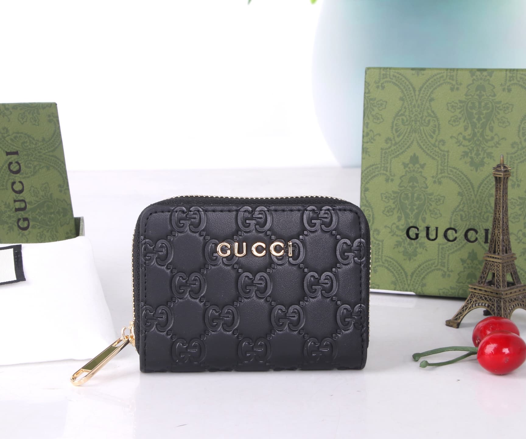 Gucci Black Accessory SG204