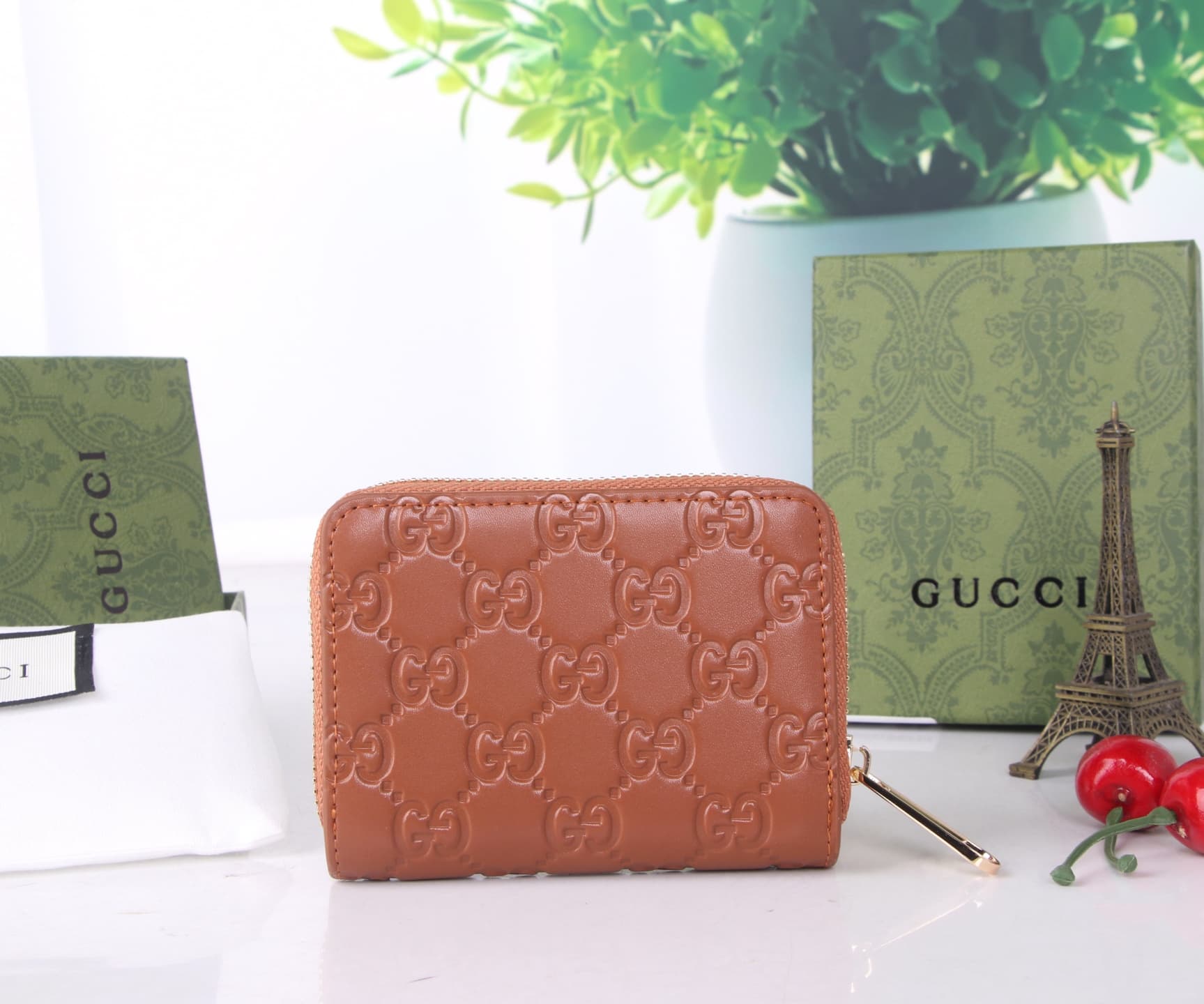 Gucci Black Product SG204