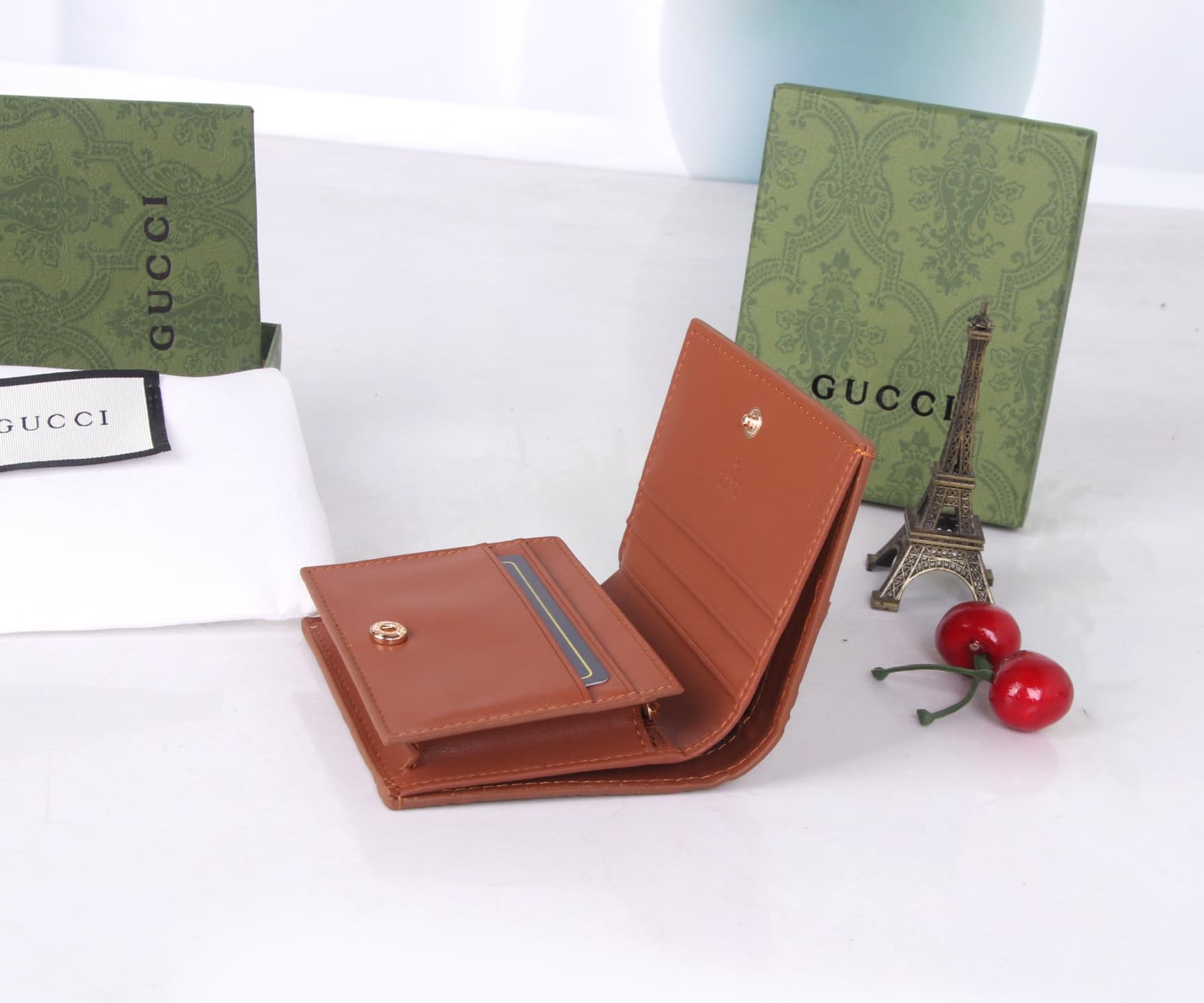 Gucci Black Wallet SG207