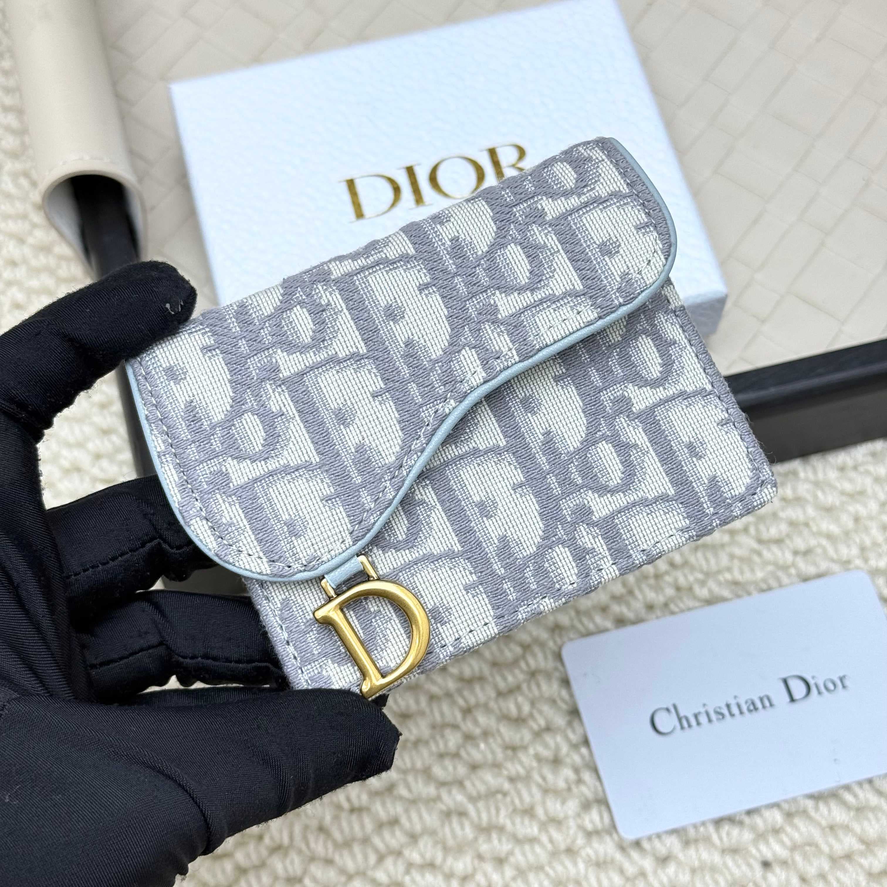 Dior Gold Wallet s5610