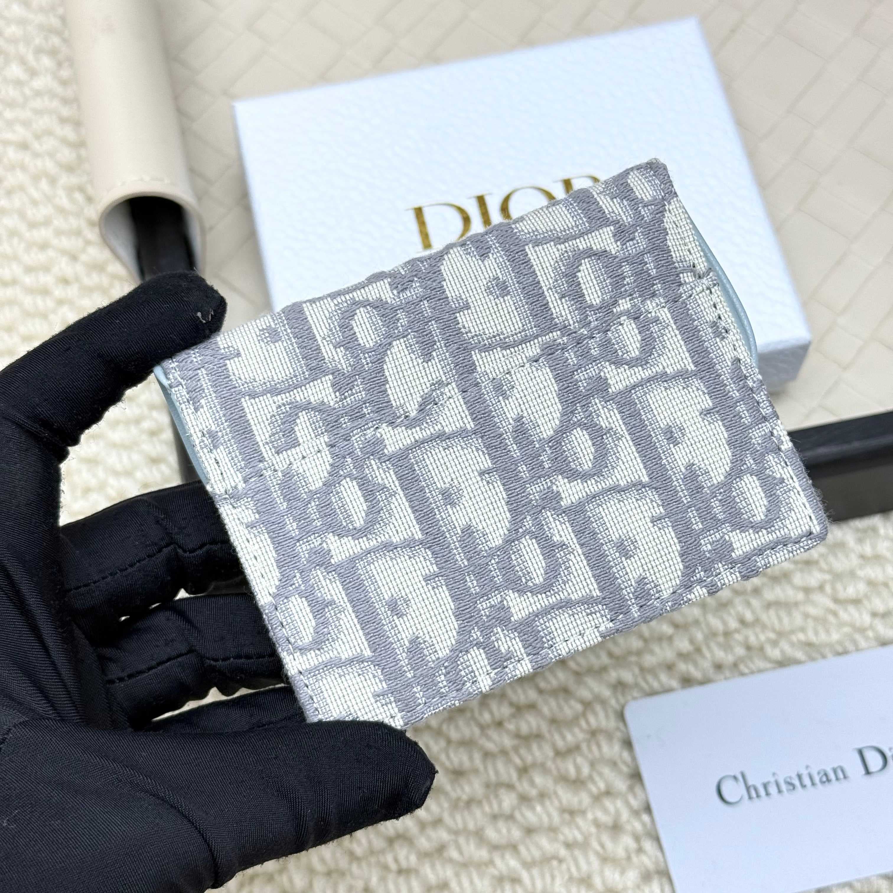 Dior Gold Wallet s5610
