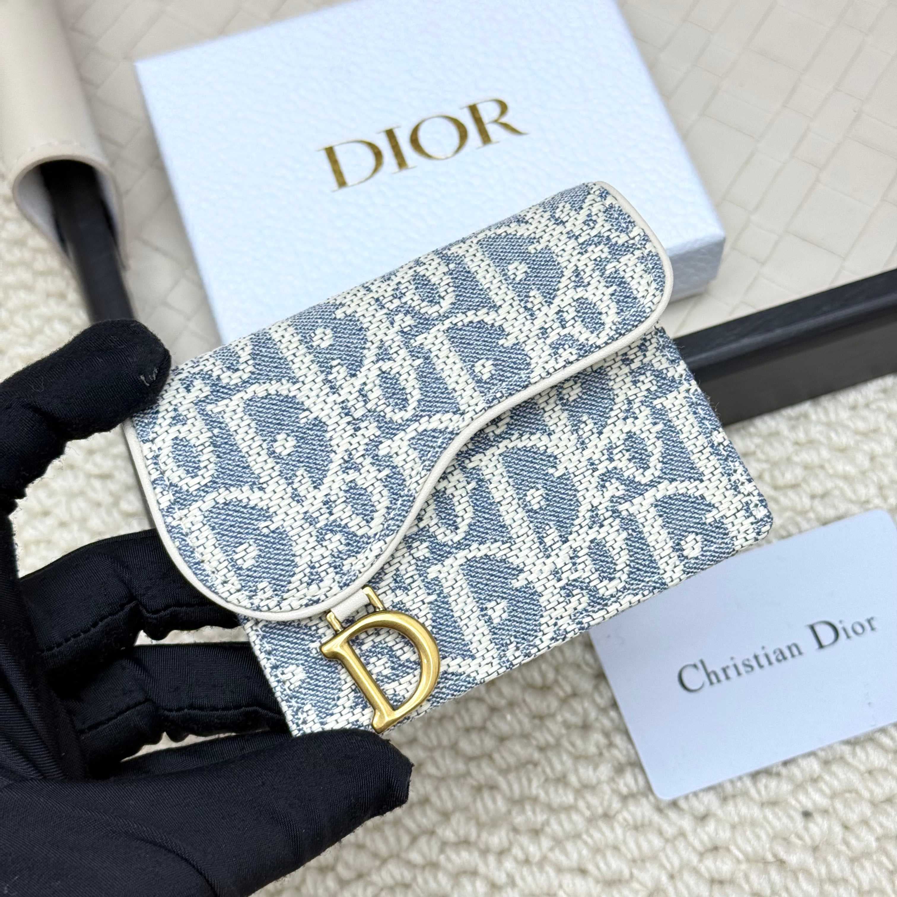 Dior Gold Wallet s5610