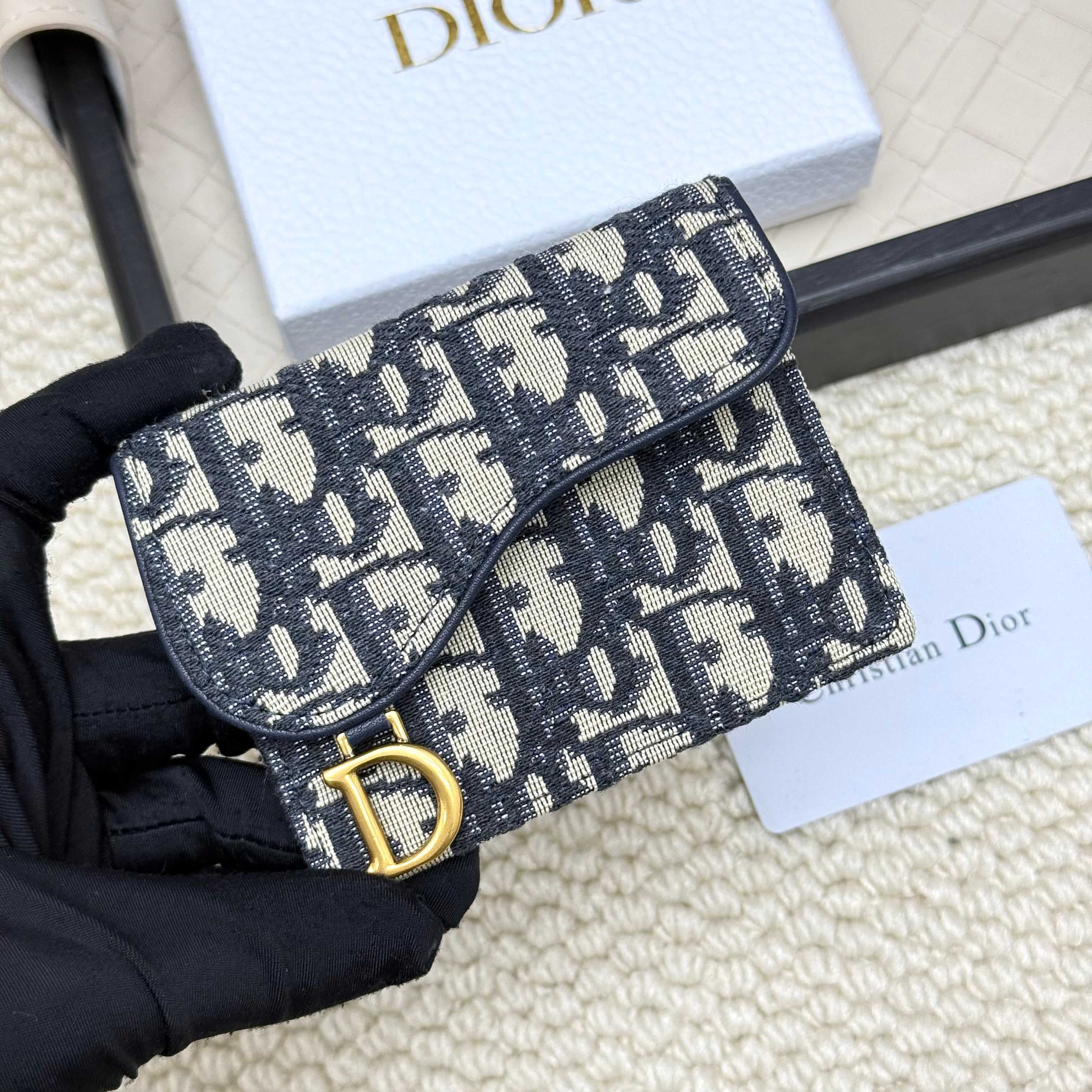 Dior Gold Wallet s5610