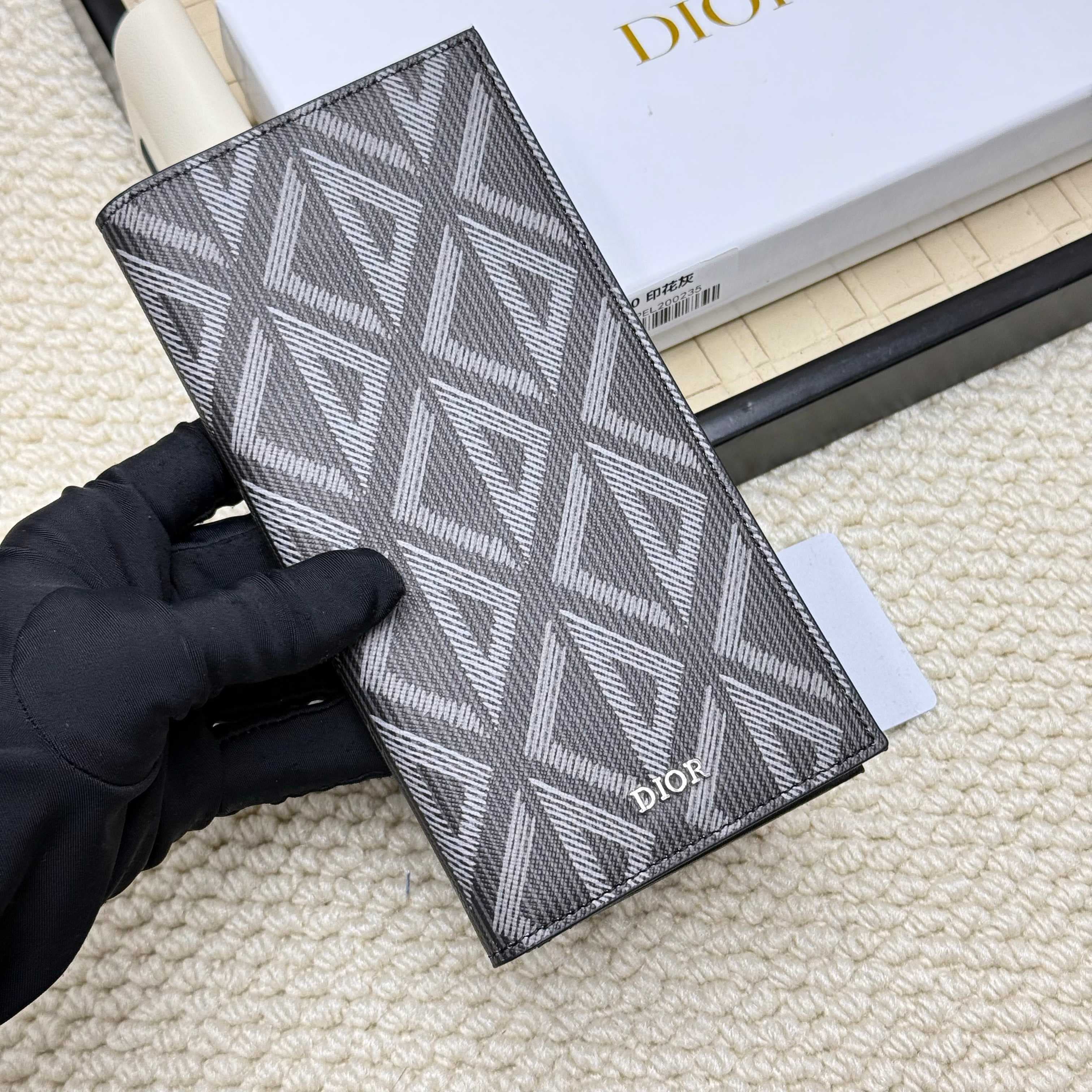 Dior Black Wallet C330