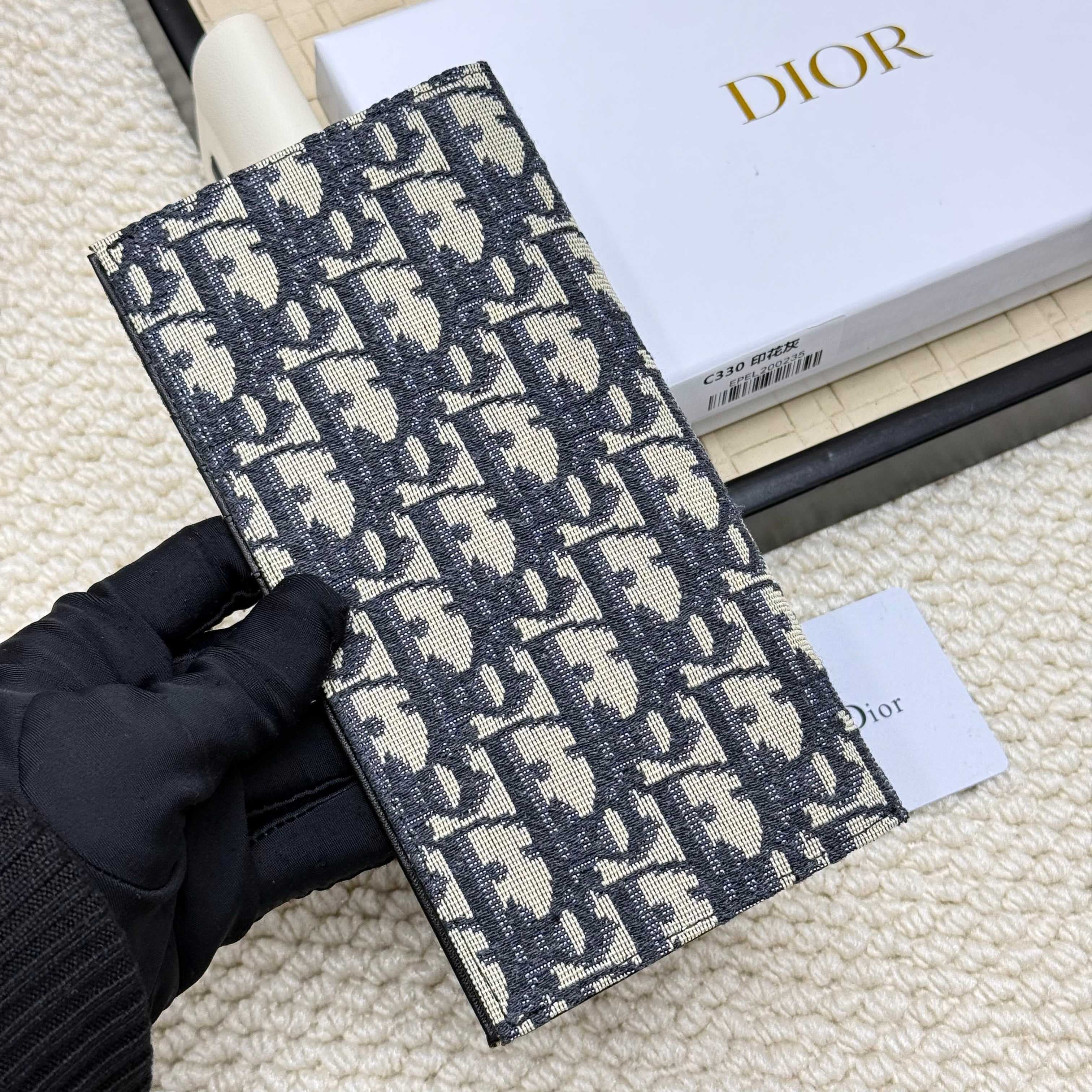 Dior Black Wallet C330