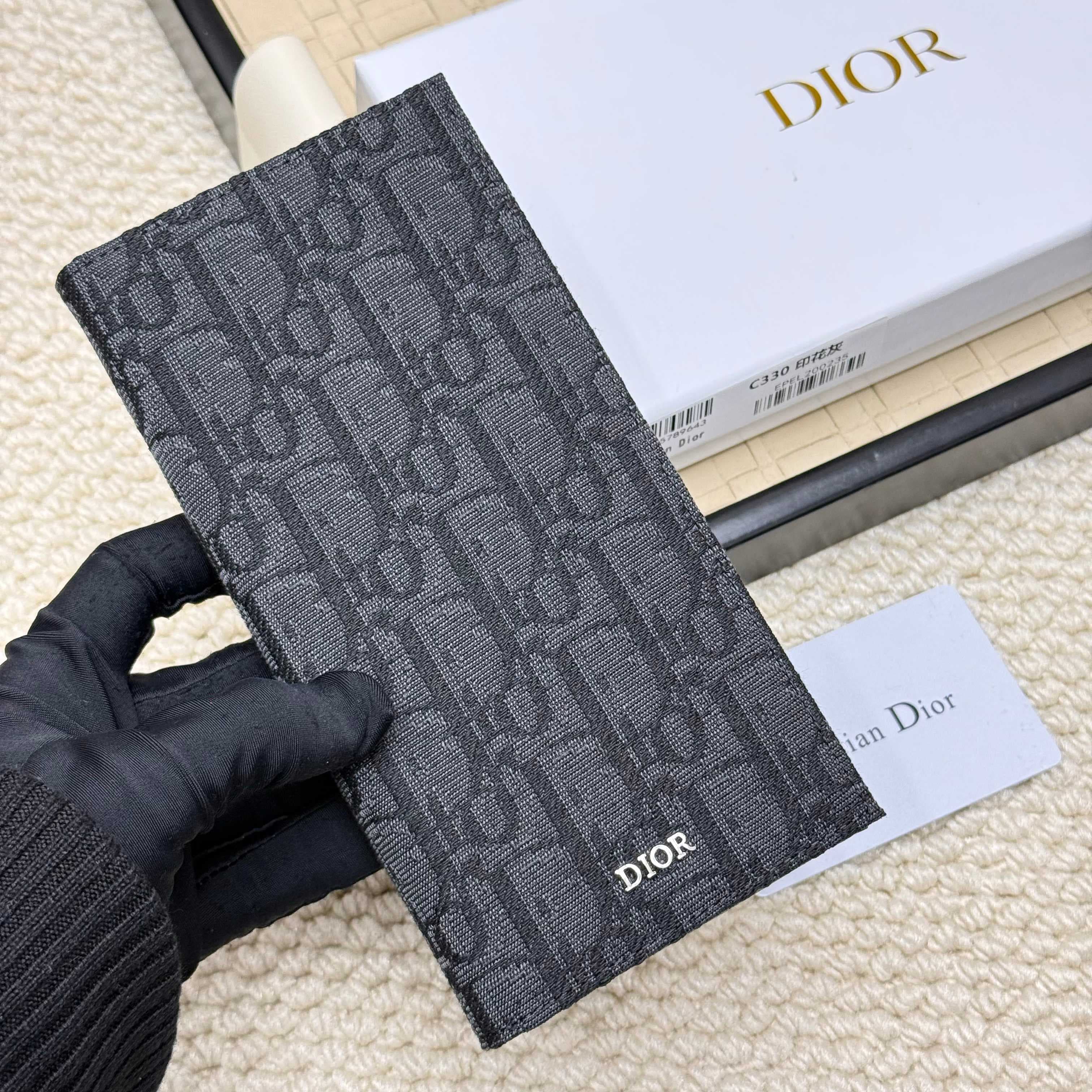 Dior Black Wallet C330