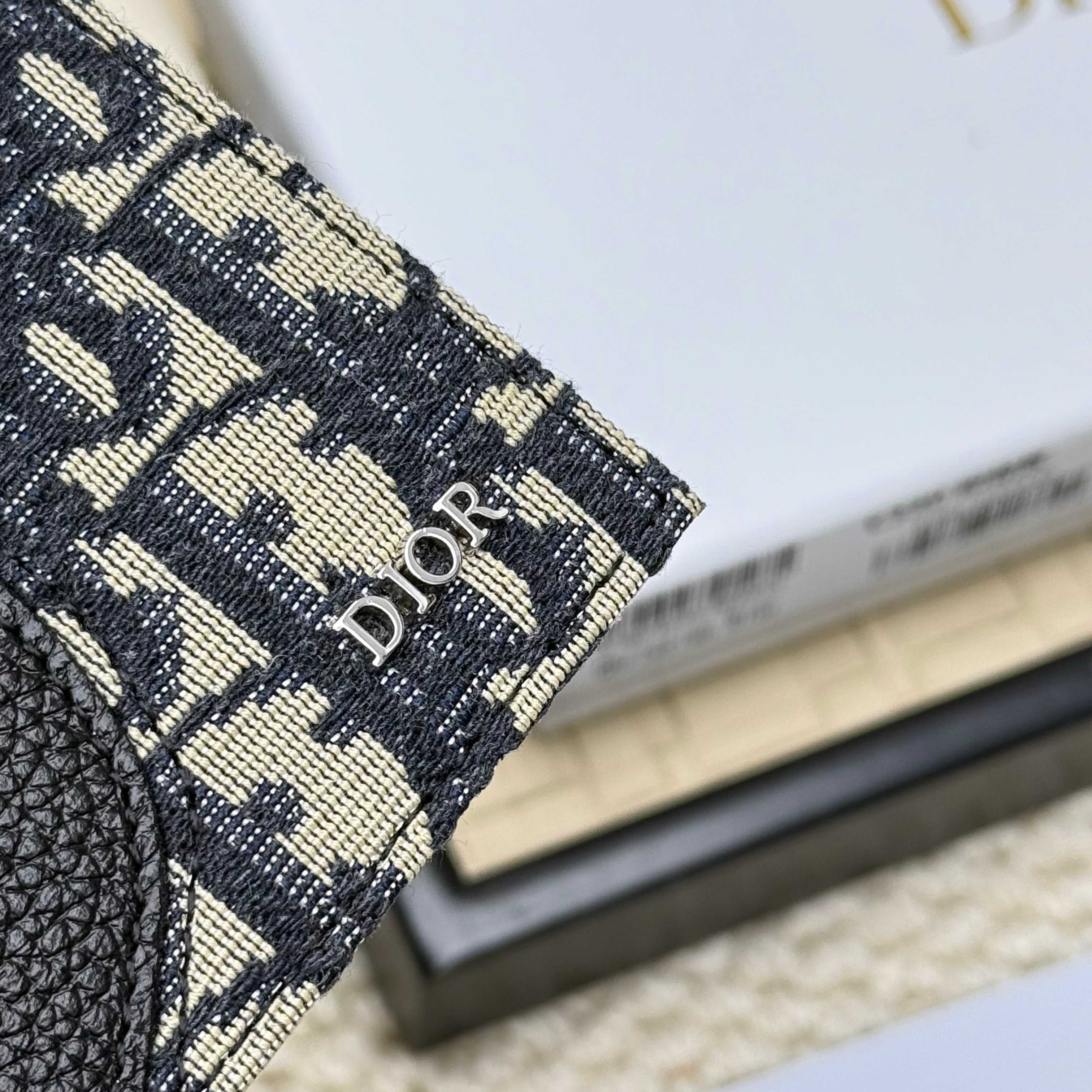 Dior Black Wallet C330