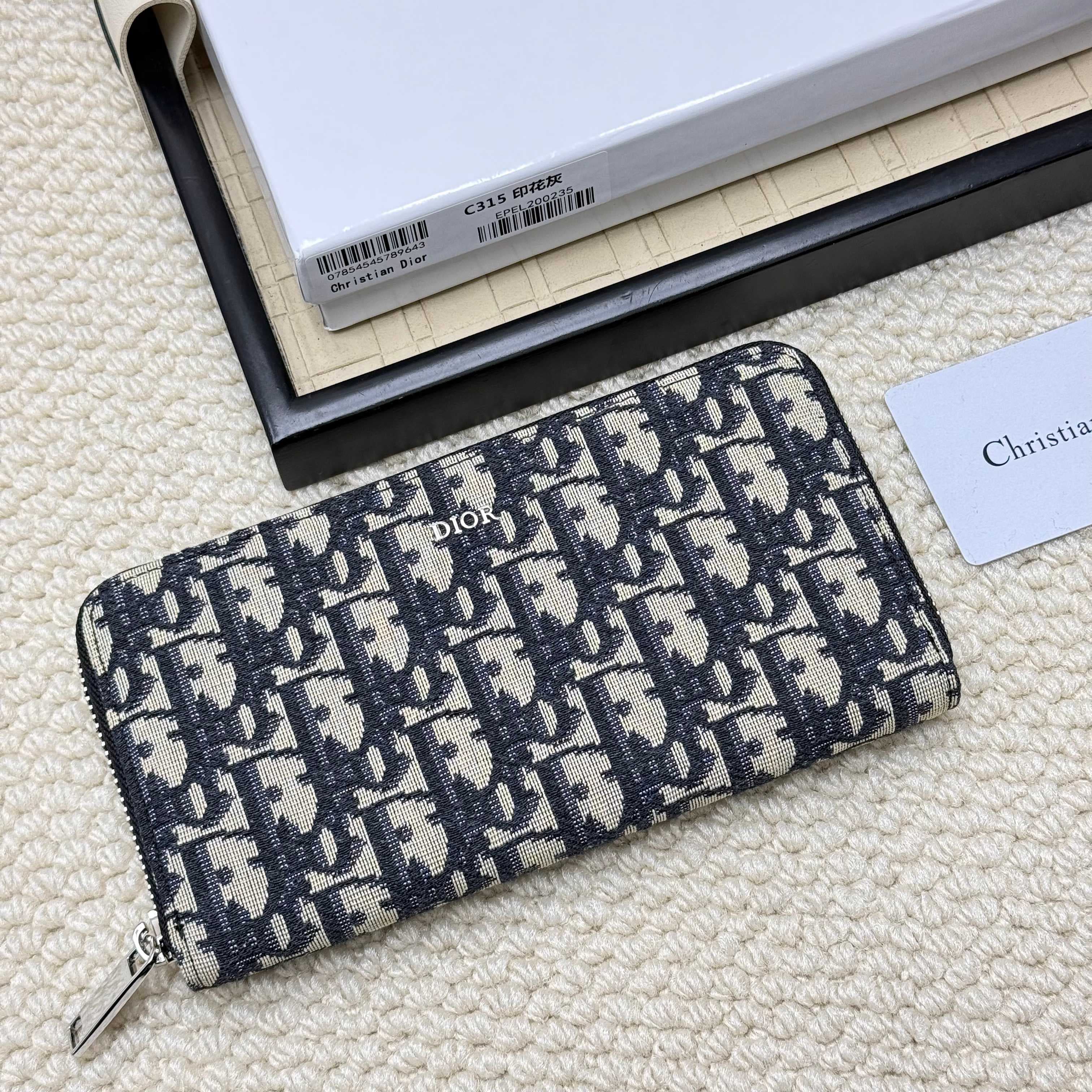 Dior Black Wallet C315