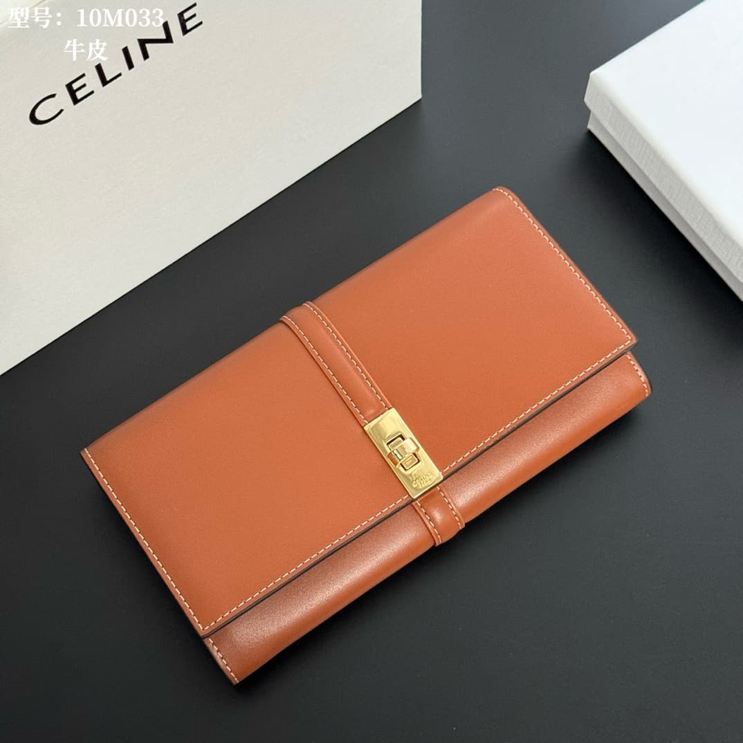 Celine Gold Wallet M033