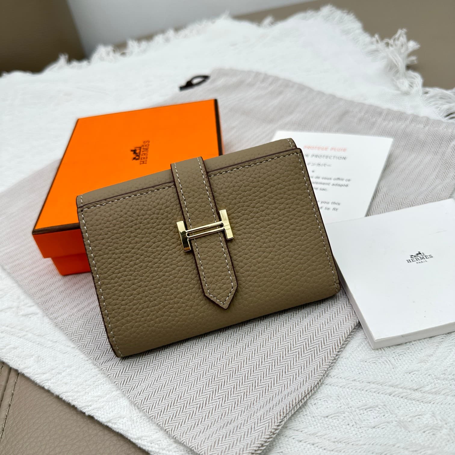 Hermes Gold Wallet 5176