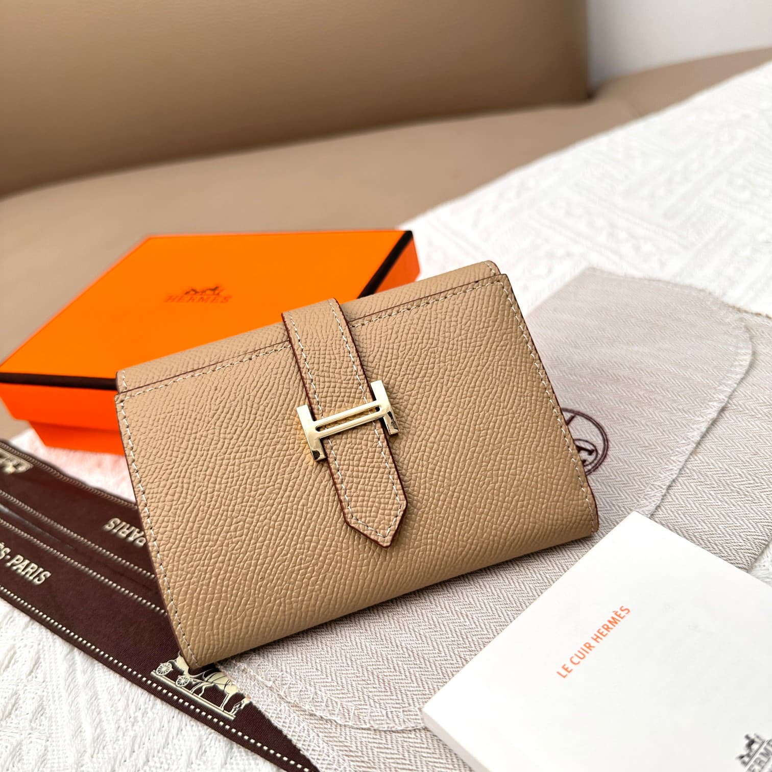 Hermes Gold Wallet 5176