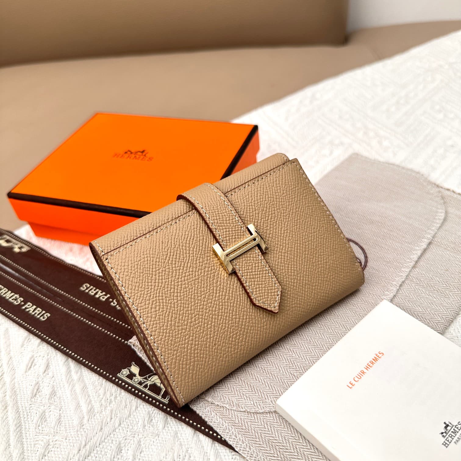 Hermes Gold Wallet 5176