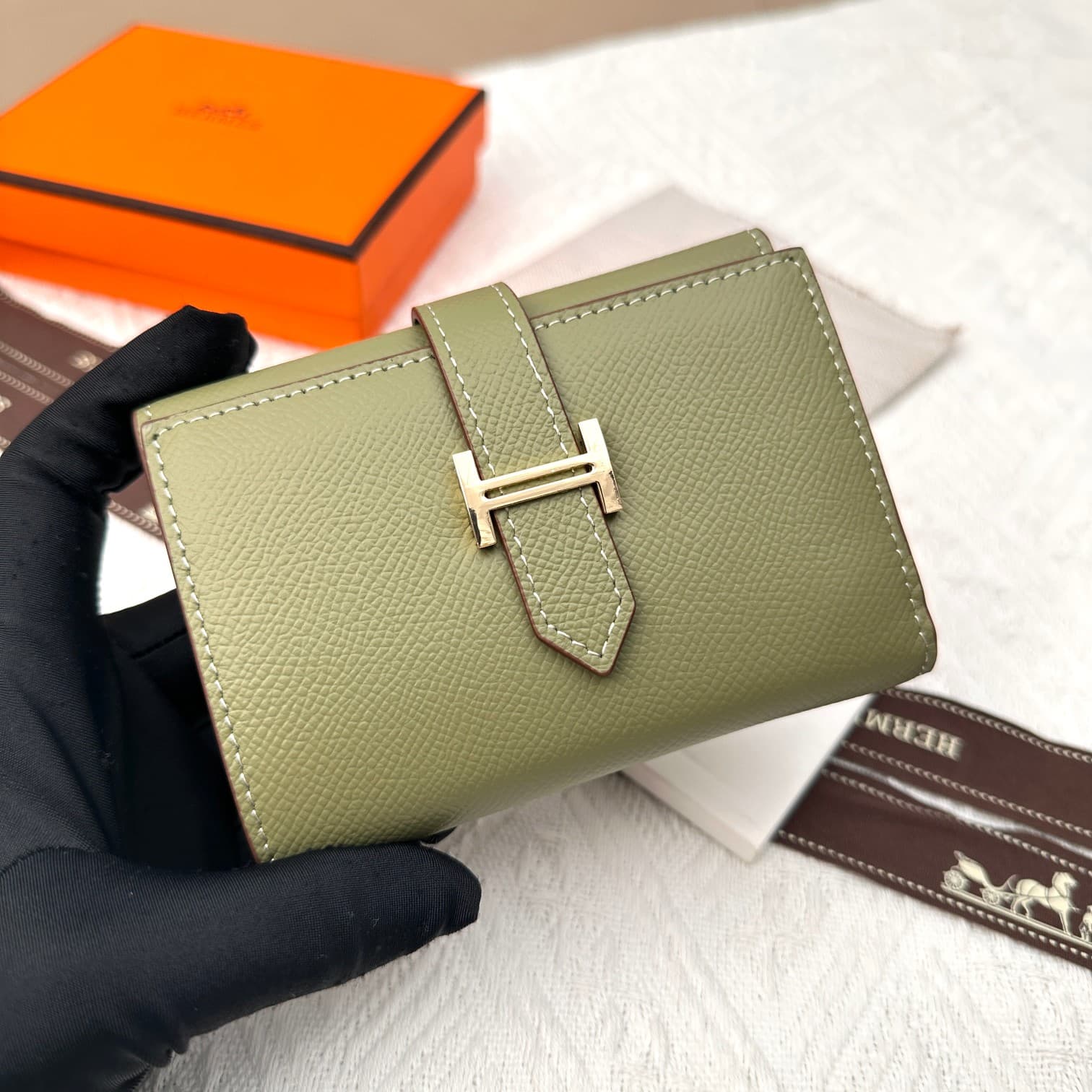 Hermes Gold Wallet 5176
